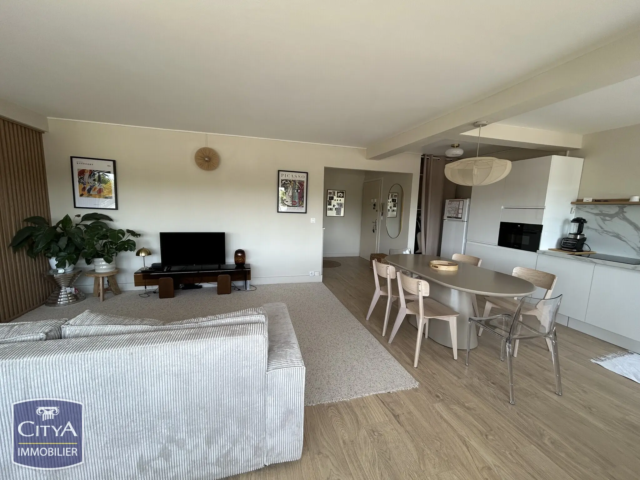 Photo 10 Appartement 5 pièces 96.63m²