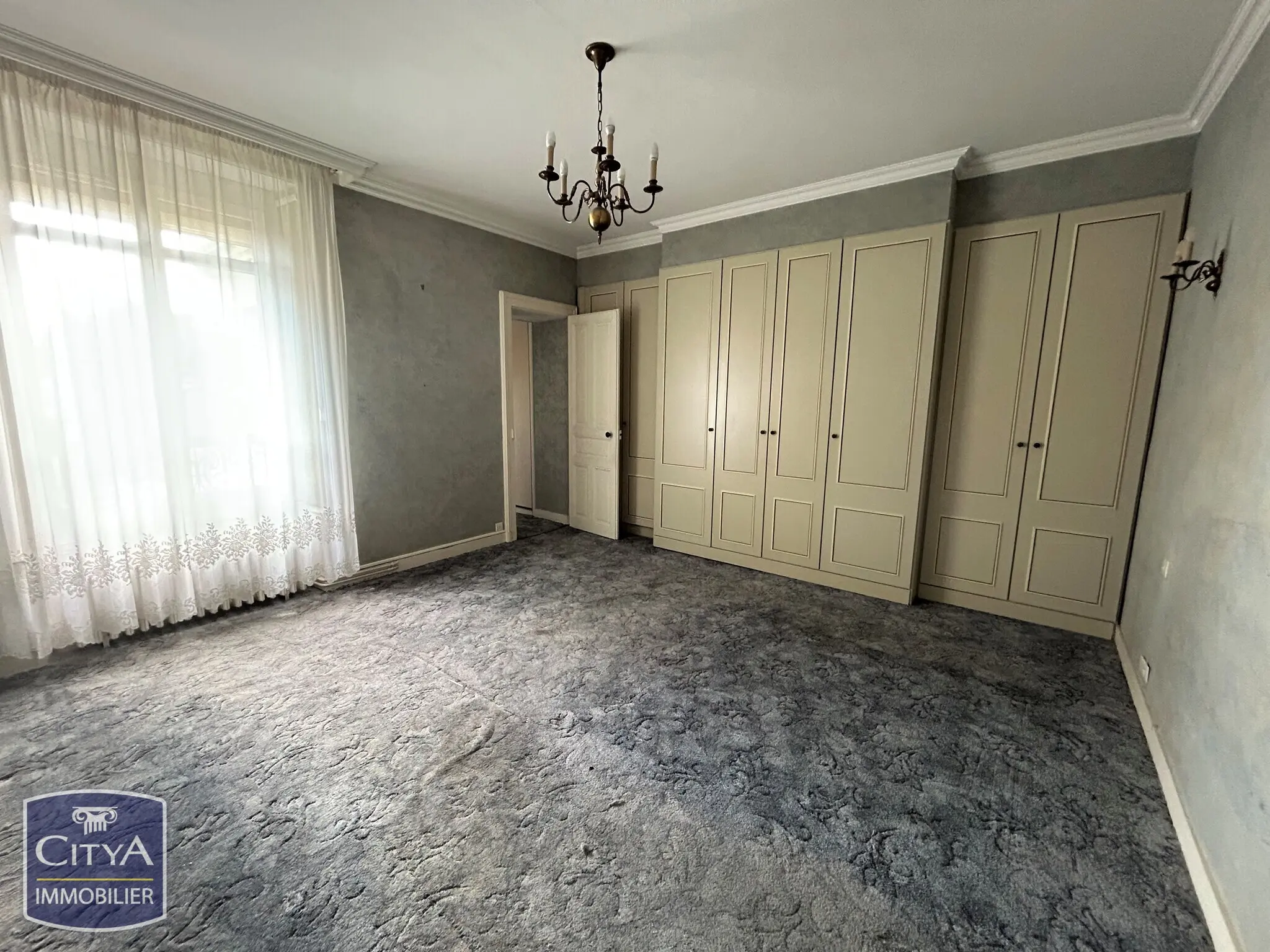 Photo 10 Maison 7 pièces 250m²