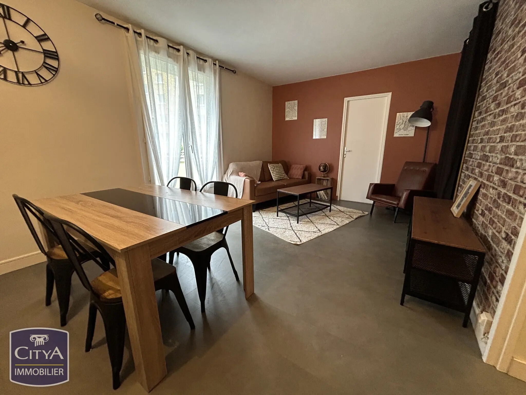 Photo 1 Appartement 5 pièces 83.82m²
