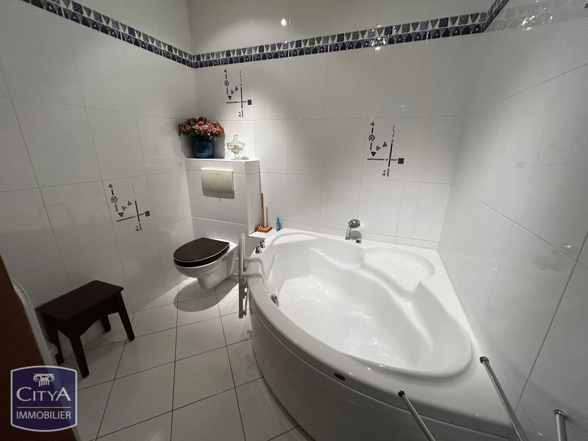 Photo 14 Appartement 8 pièces 325.7m²