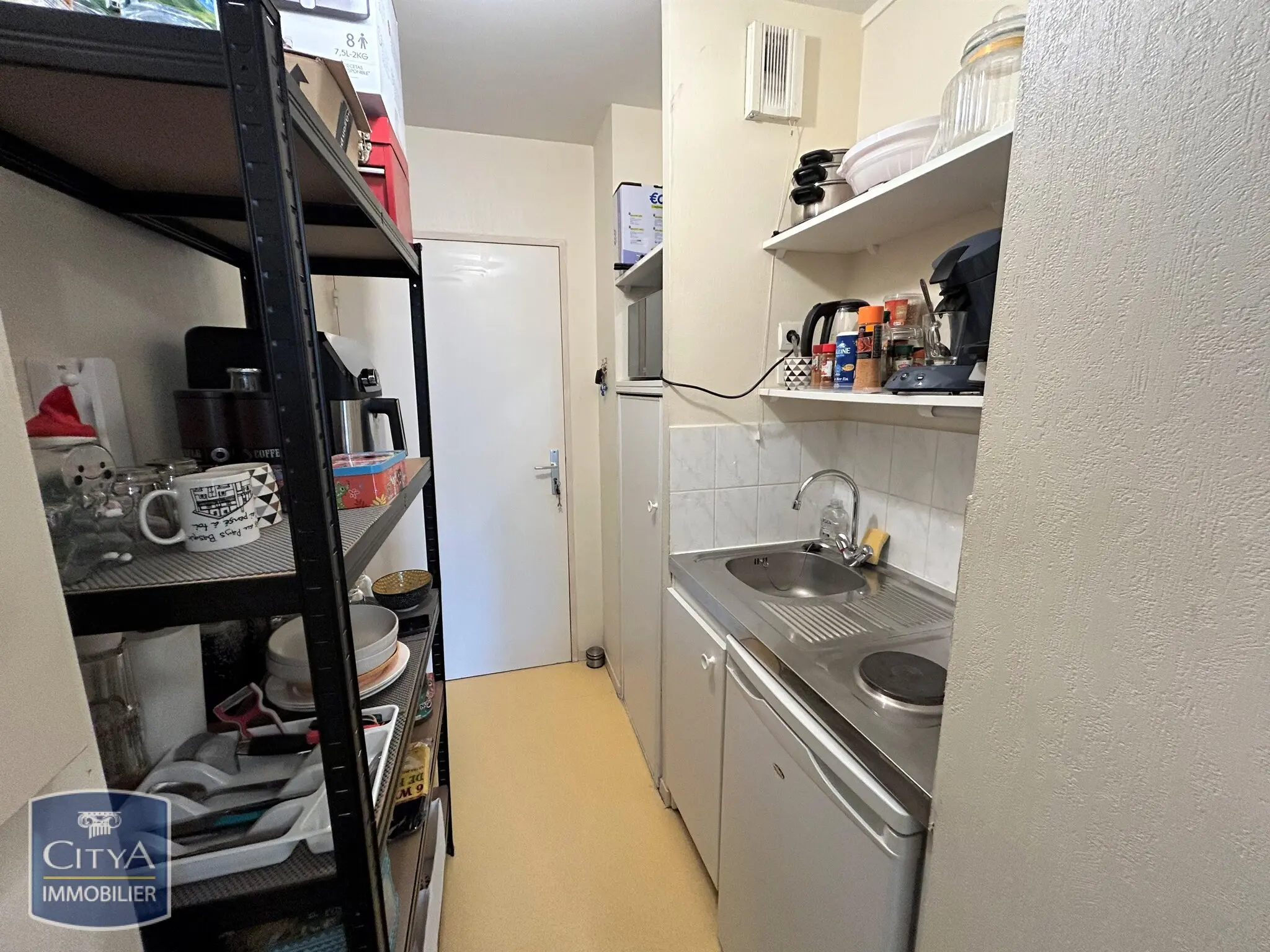 Photo 2 Appartement 1 pièce 17.67m²