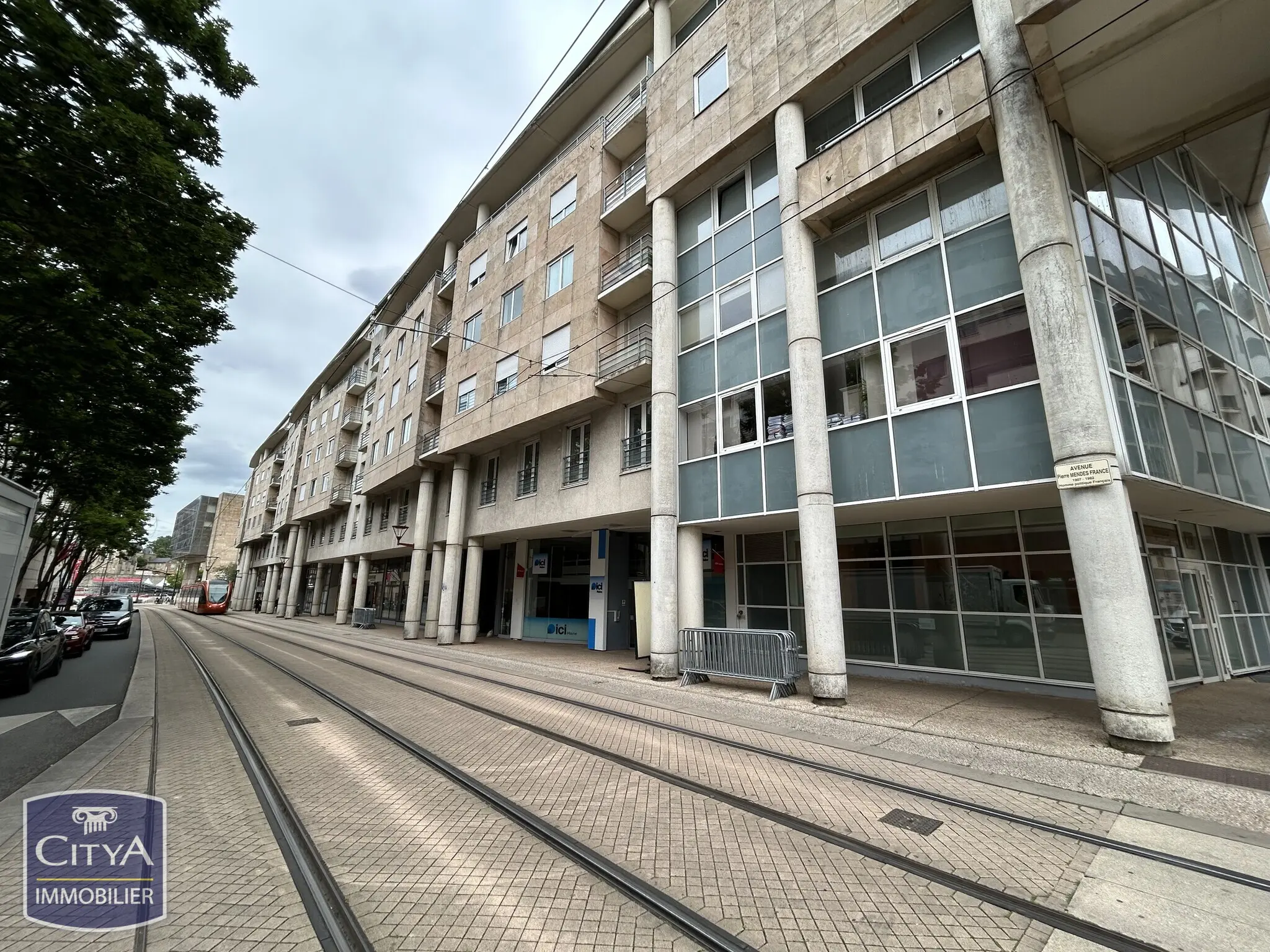 Photo 1 Parking 15m²