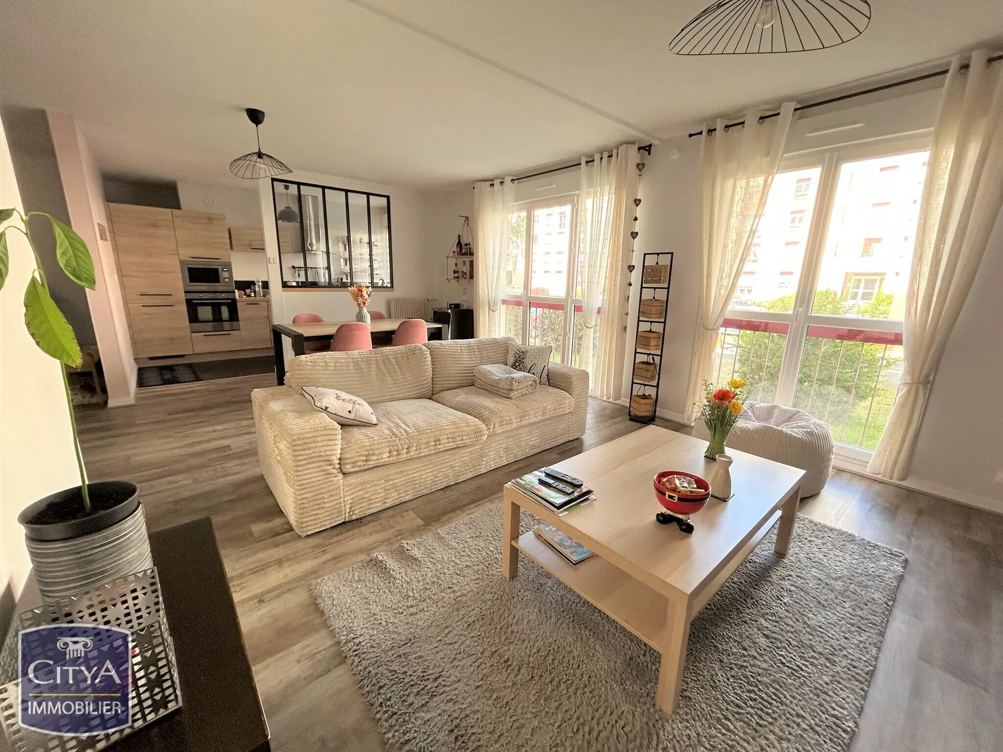 Photo 1 Appartement 4 pièces 76.32m²