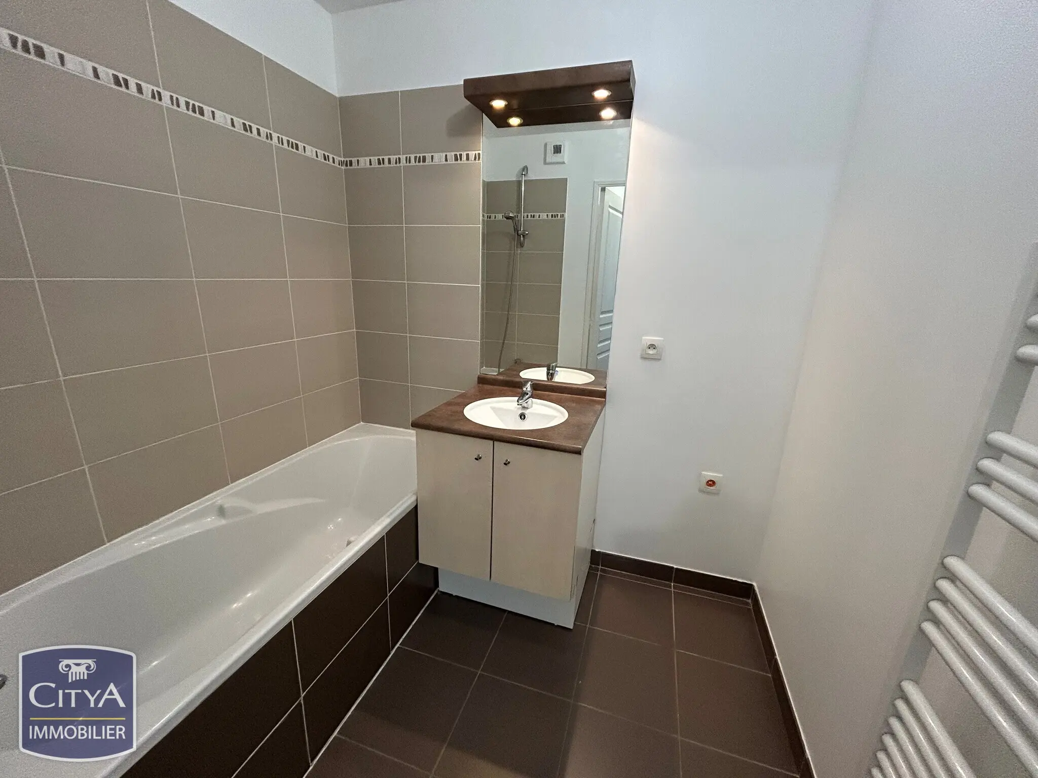 Photo 8 Appartement 2 pièces 42.2m²