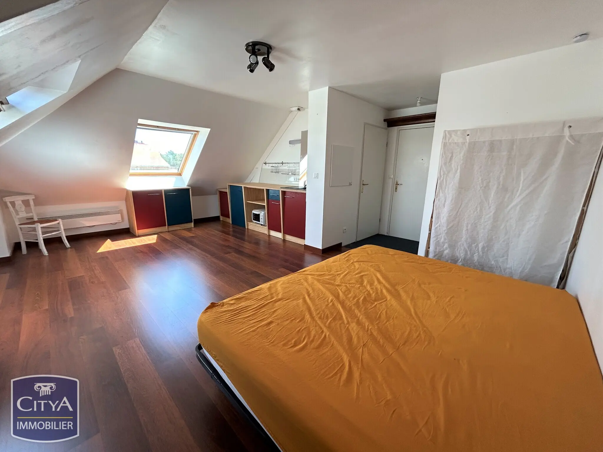 Photo 1 Appartement 1 pièce 21.85m²