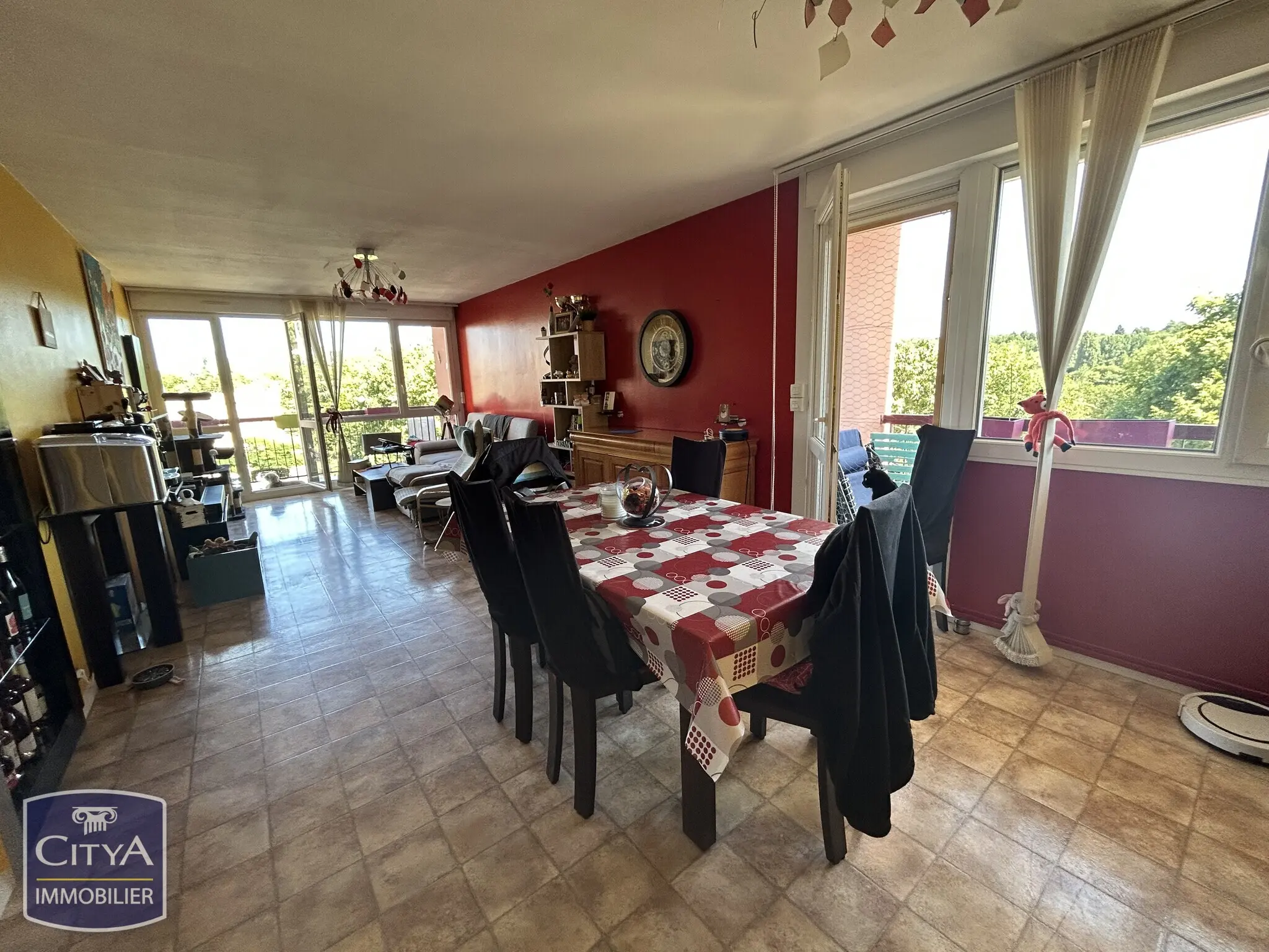 Photo 2 Appartement 5 pièces 100m²