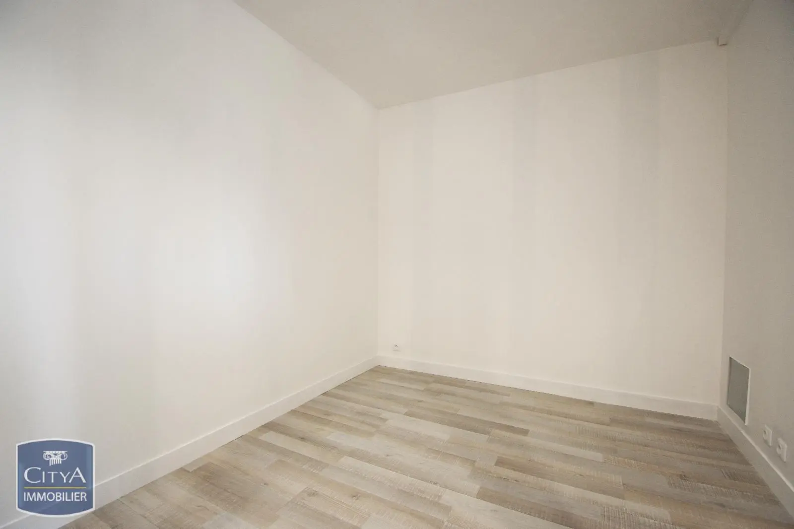 Photo 7 Appartement 1 pièce 32.16m²