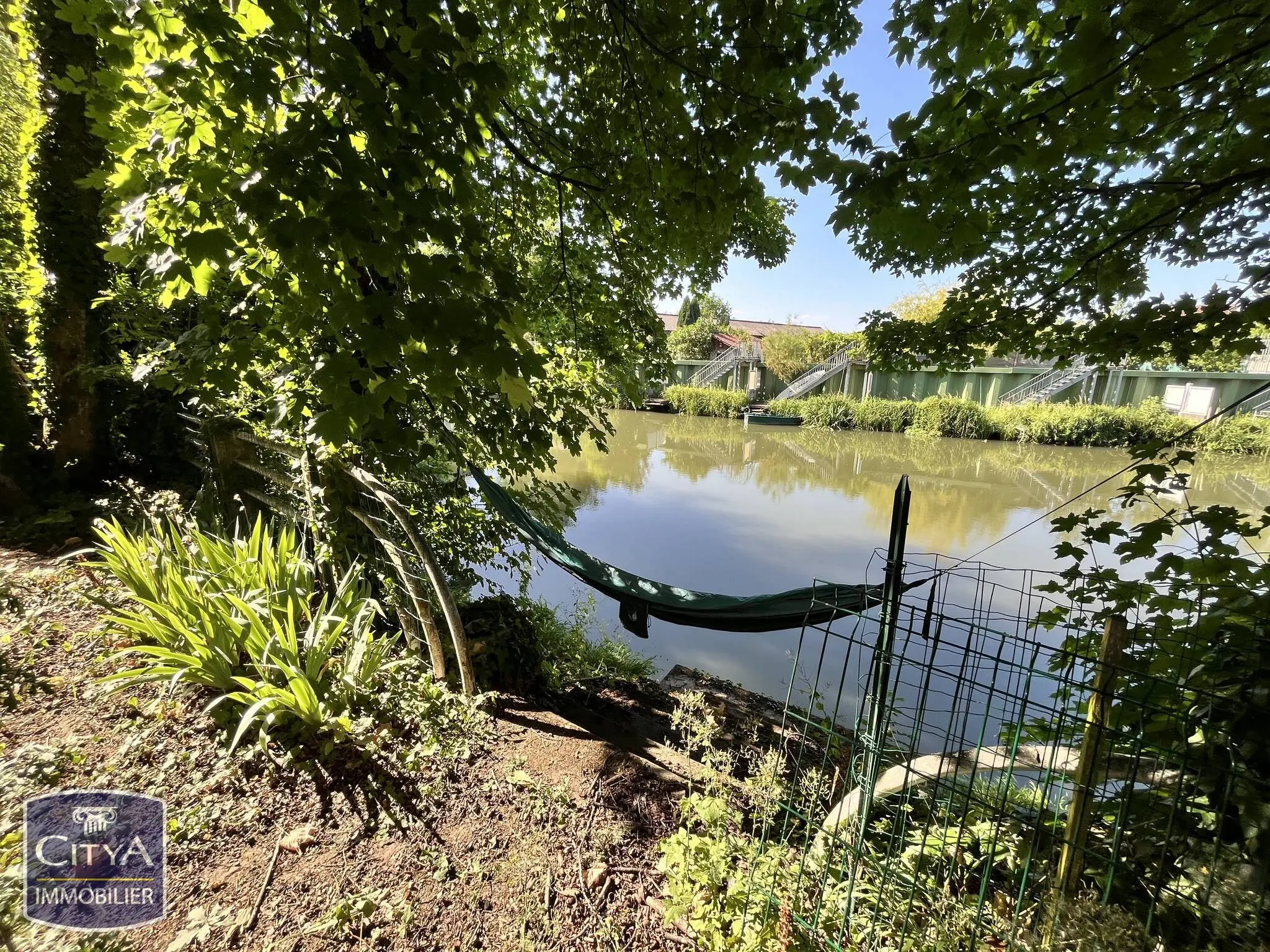 Photo 1 Immeuble 126m²