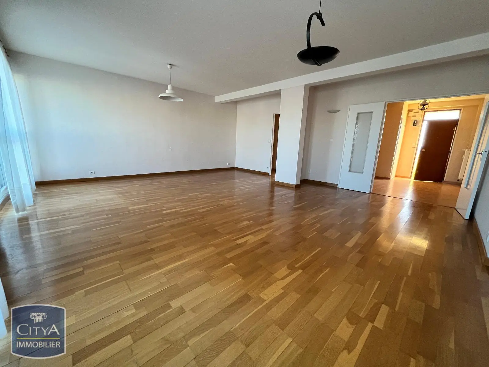 Photo 2 Appartement 5 pièces 134.63m²