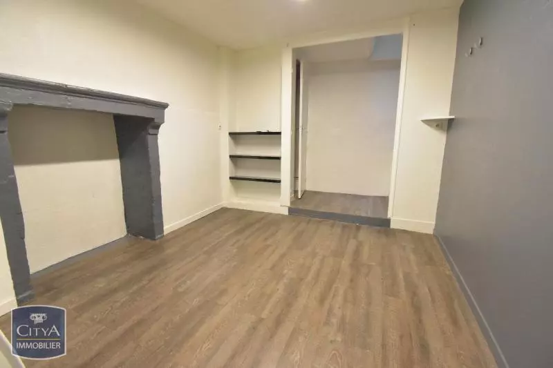 Illustration pour Immeuble 90m² Photo Immeuble 90m²