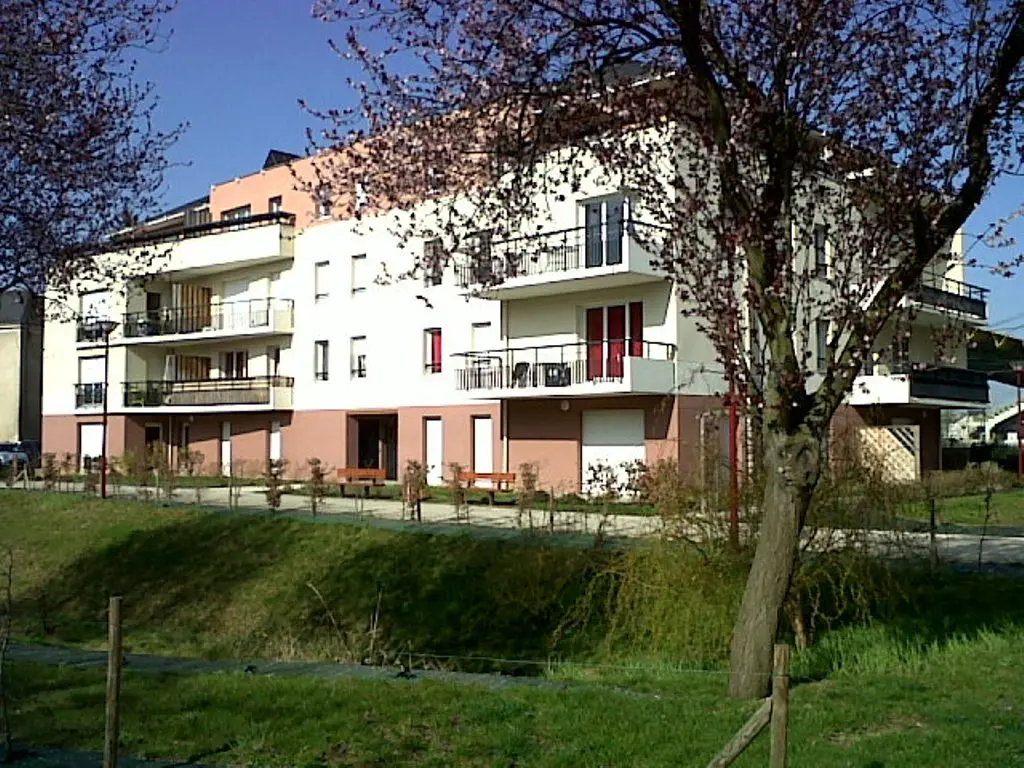 Photo 1 Appartement 4 pièces 77.3m²