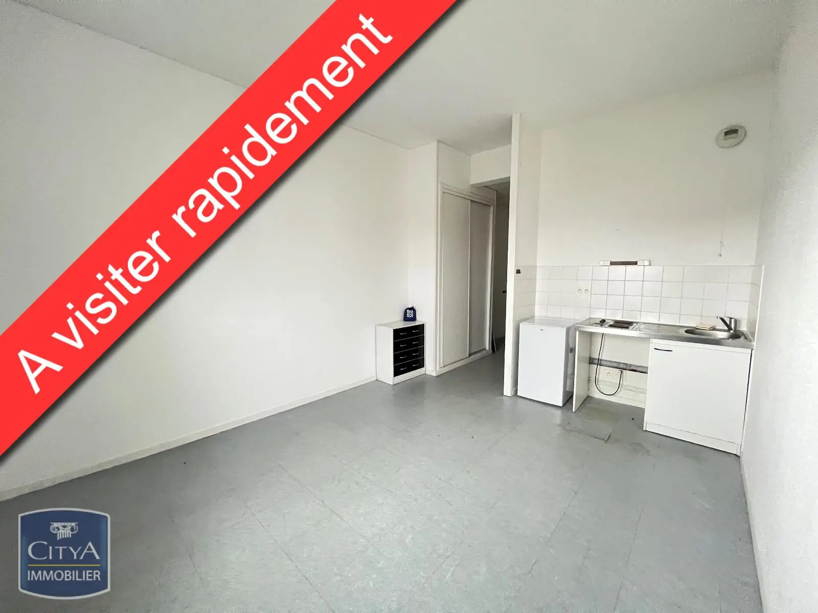 Photo 1 Appartement 1 pièce 22.56m²