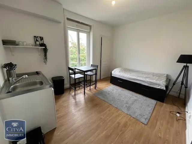 Photo 1 Appartement 1 pièce 16.73m²