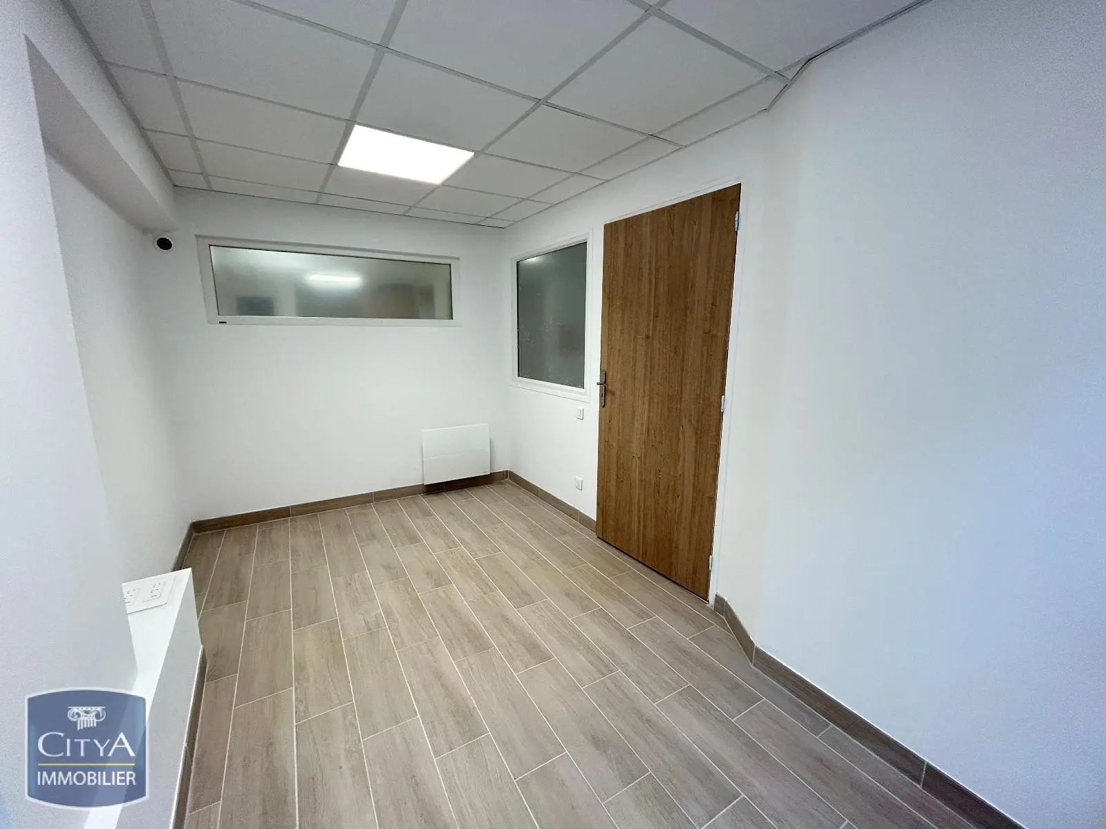 Photo 2 Local Commercial