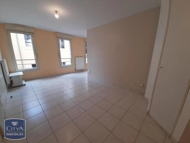 Photo 1 Appartement 2 pièces 37.81m²