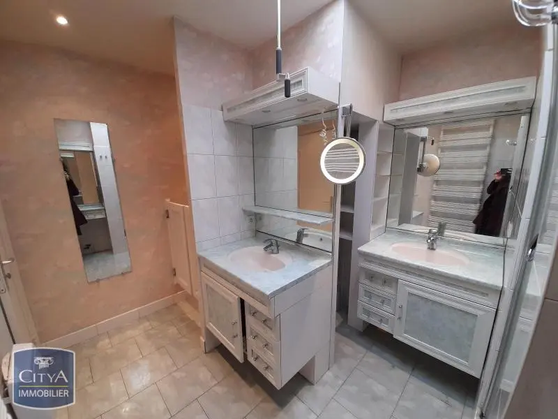 Photo 14 Appartement 6 pièces 163.19m²