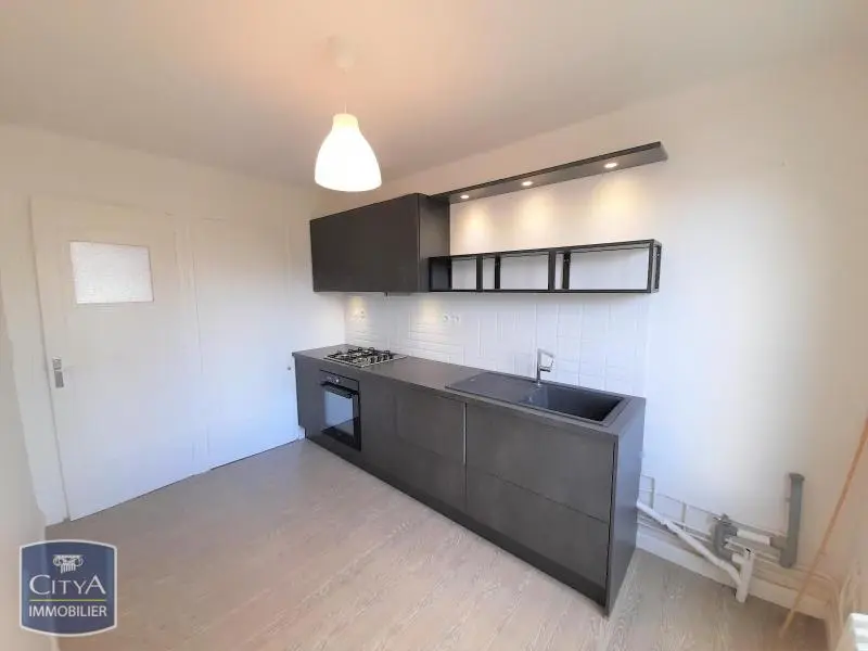 Photo 2 Maison 4 pièces 65m²