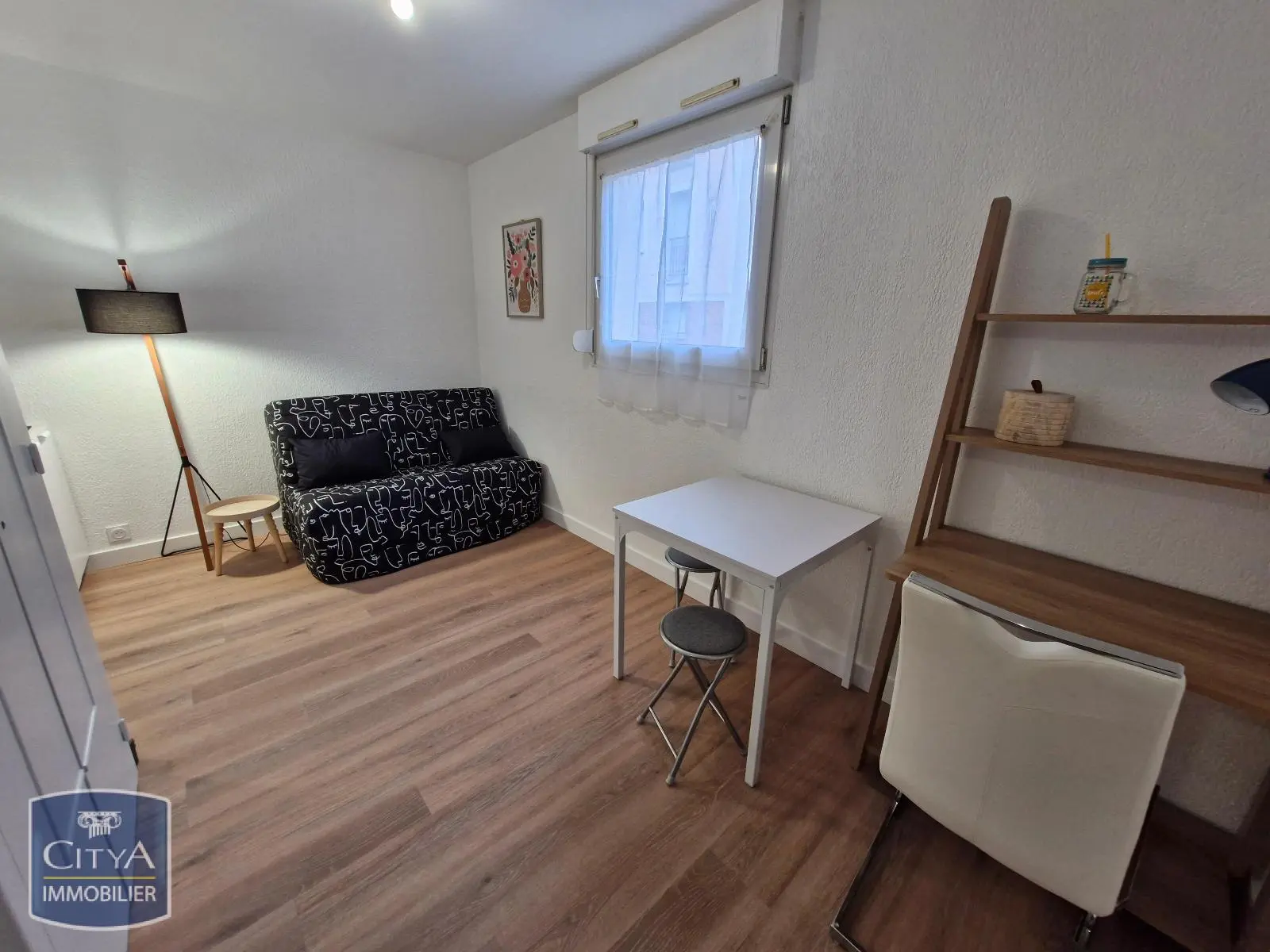 Photo 2 Appartement 1 pièce 17.22m²