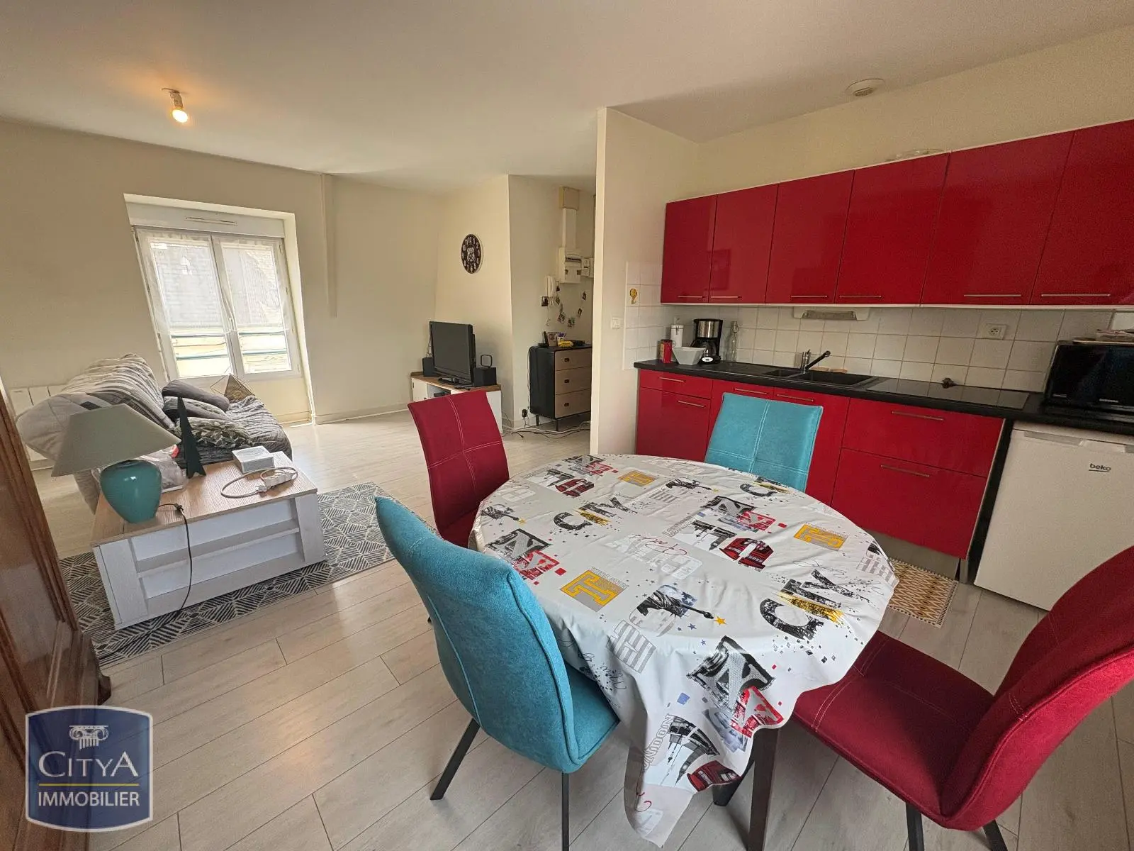 Photo 1 Appartement 1 pièce 31.18m²