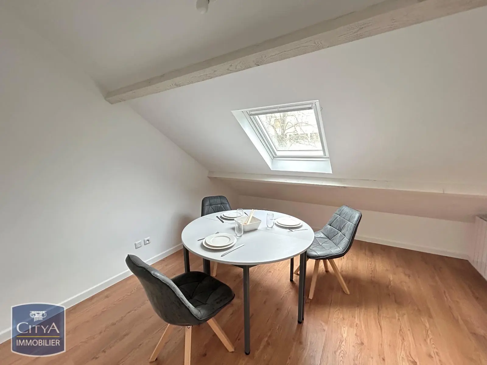 Photo 3 Appartement 4 pièces 42.84m²