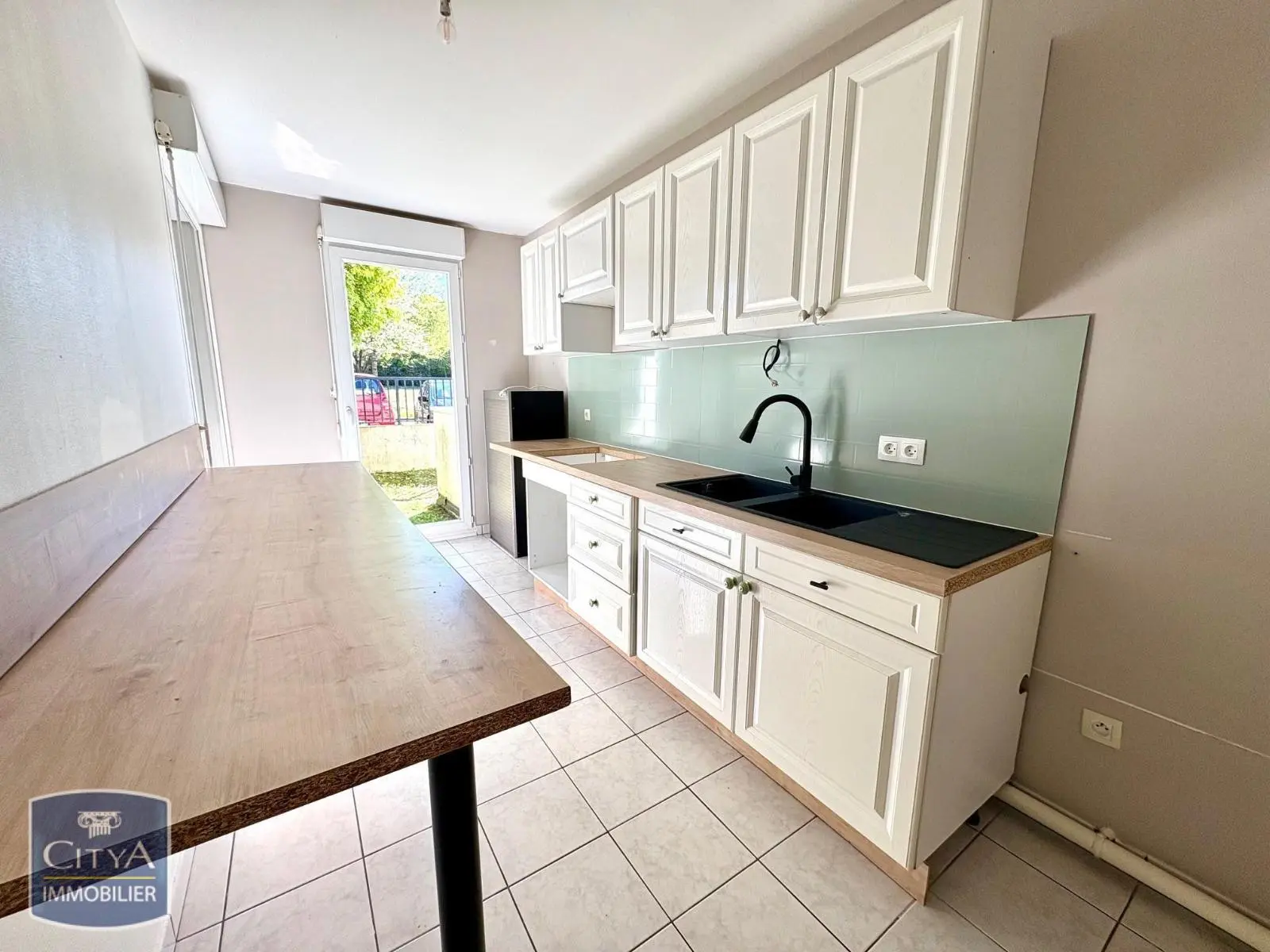 Photo 1 Appartement 4 pièces 97.49m²