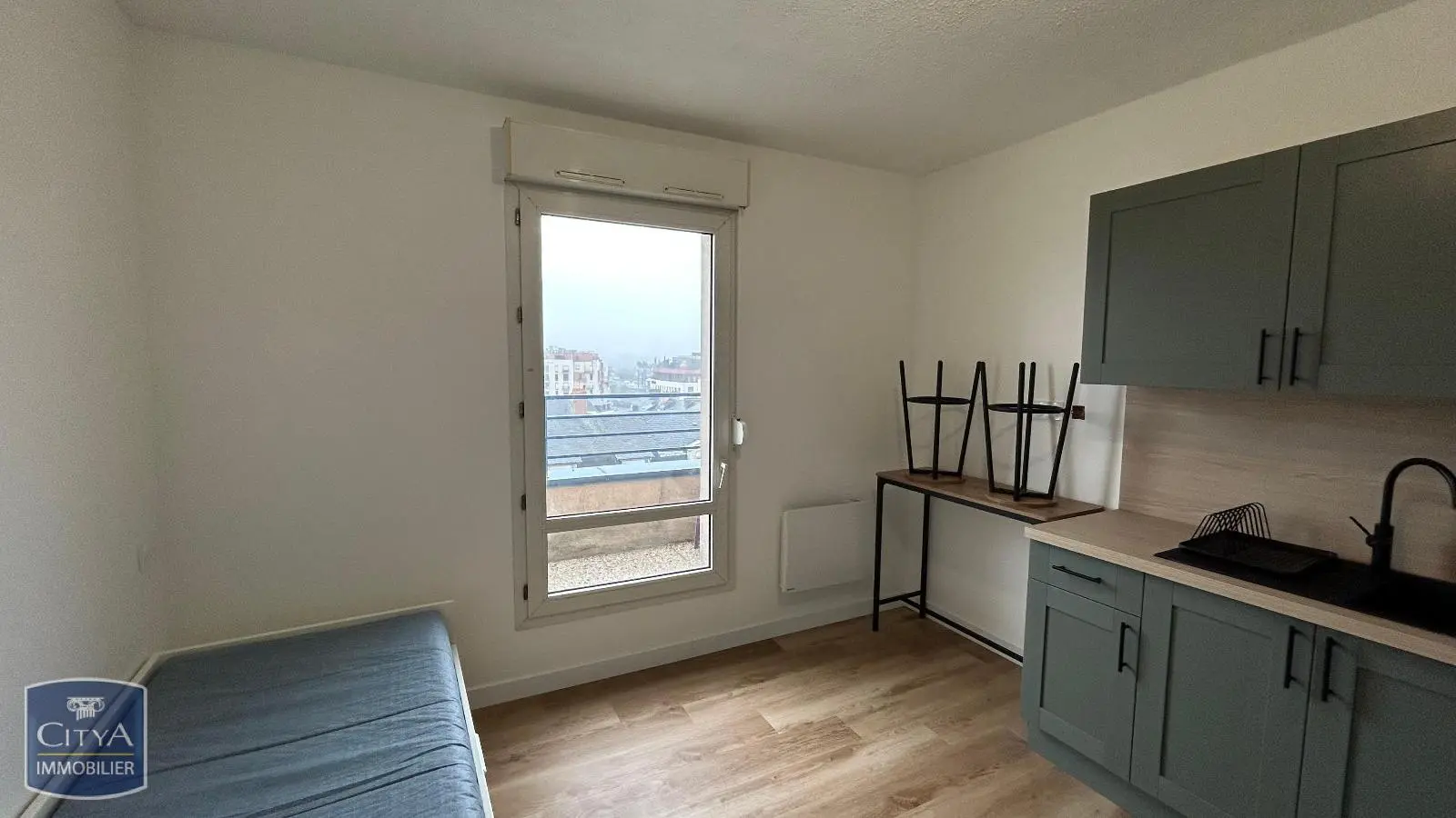 Photo 1 Appartement 1 pièce 15.44m²