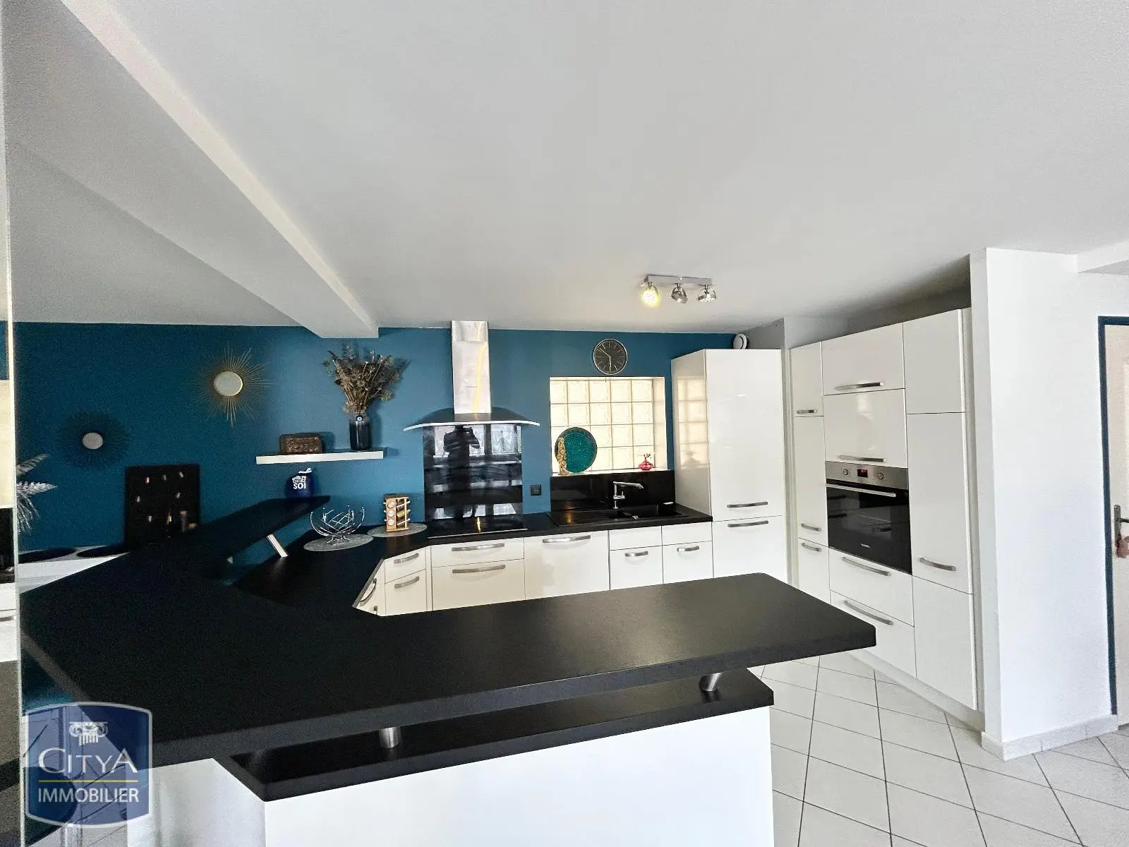 Photo 4 Appartement 1 pièce 71.4m²