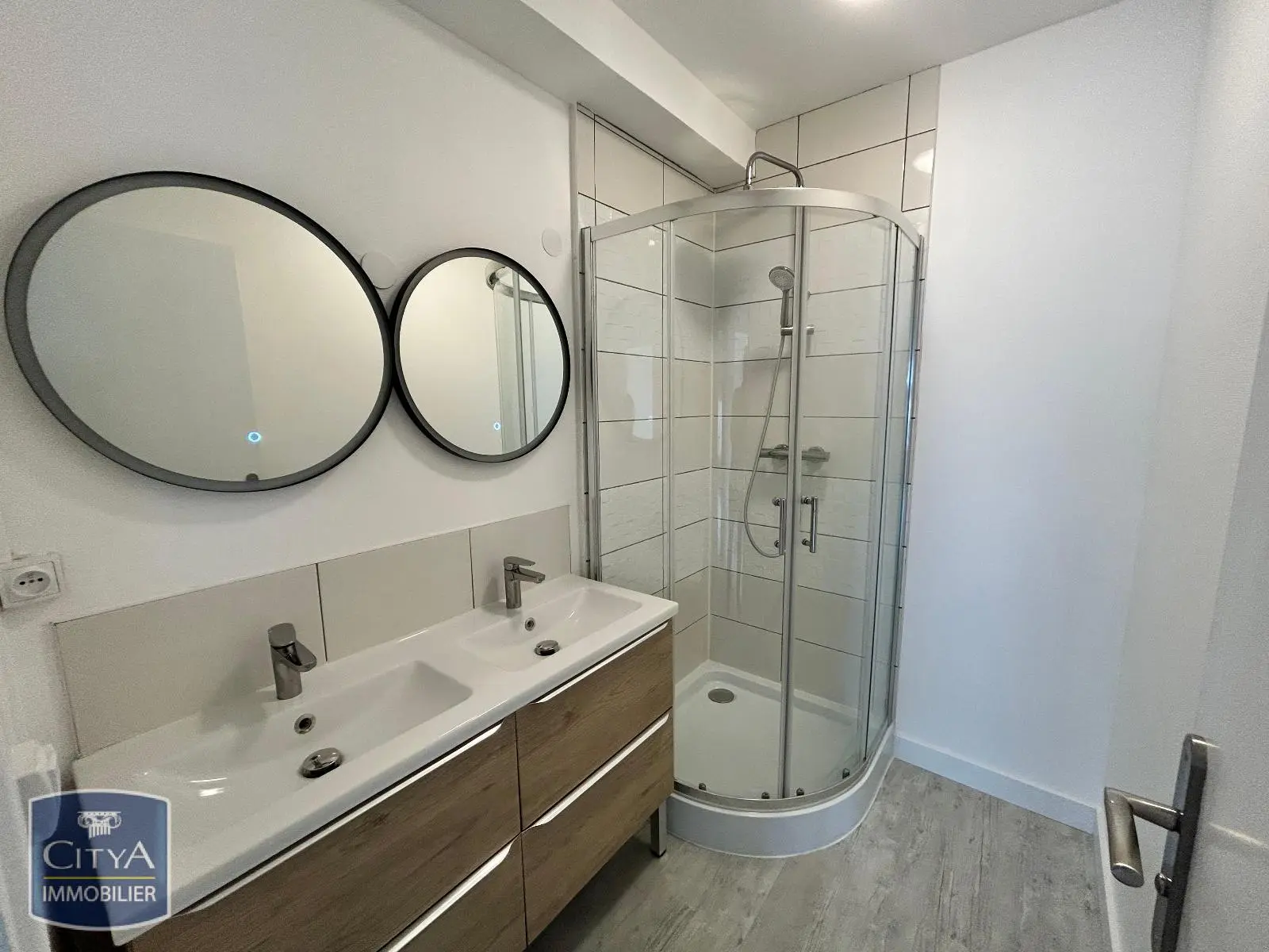 Photo 5 Appartement 1 pièce 13m²