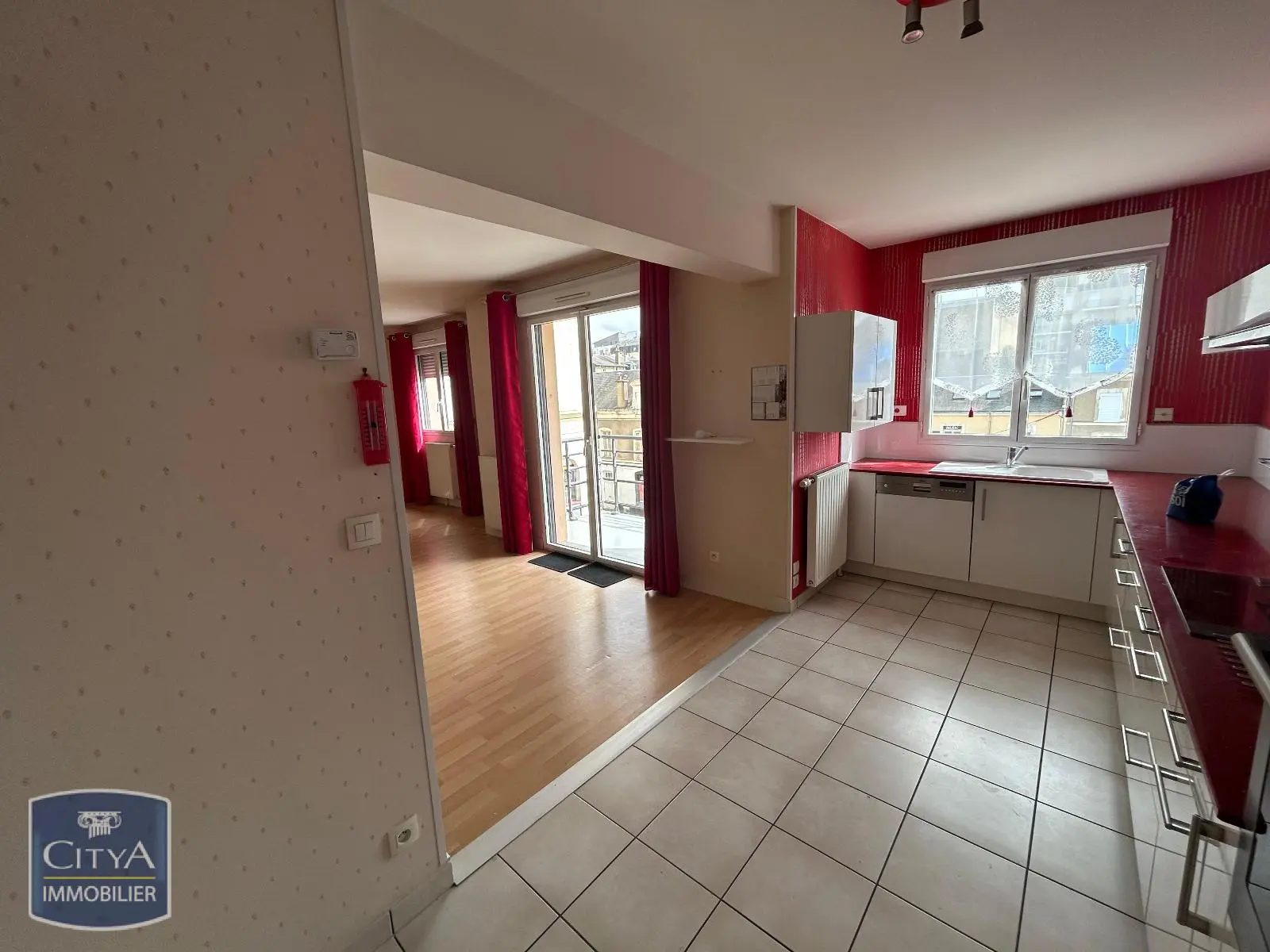 Photo 2 Appartement 4 pièces