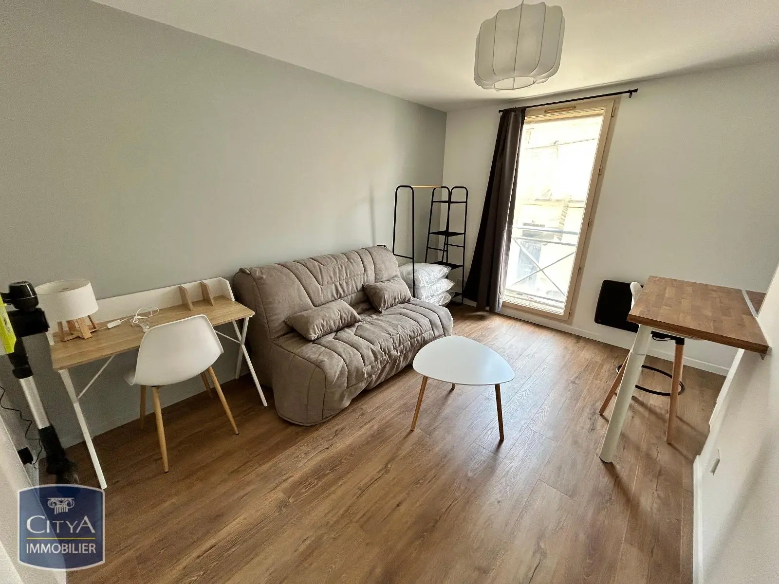 Photo 1 Appartement 1 pièce 17.68m²