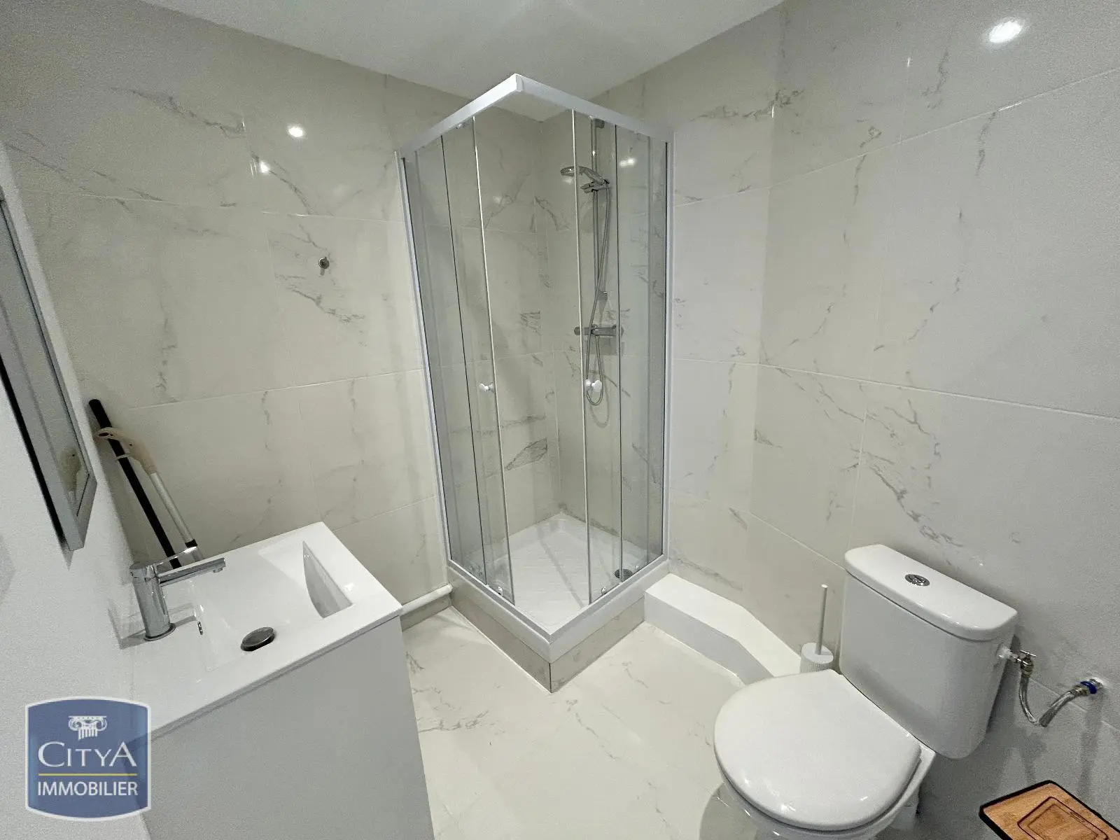 Photo 4 Appartement 1 pièce 17.68m²
