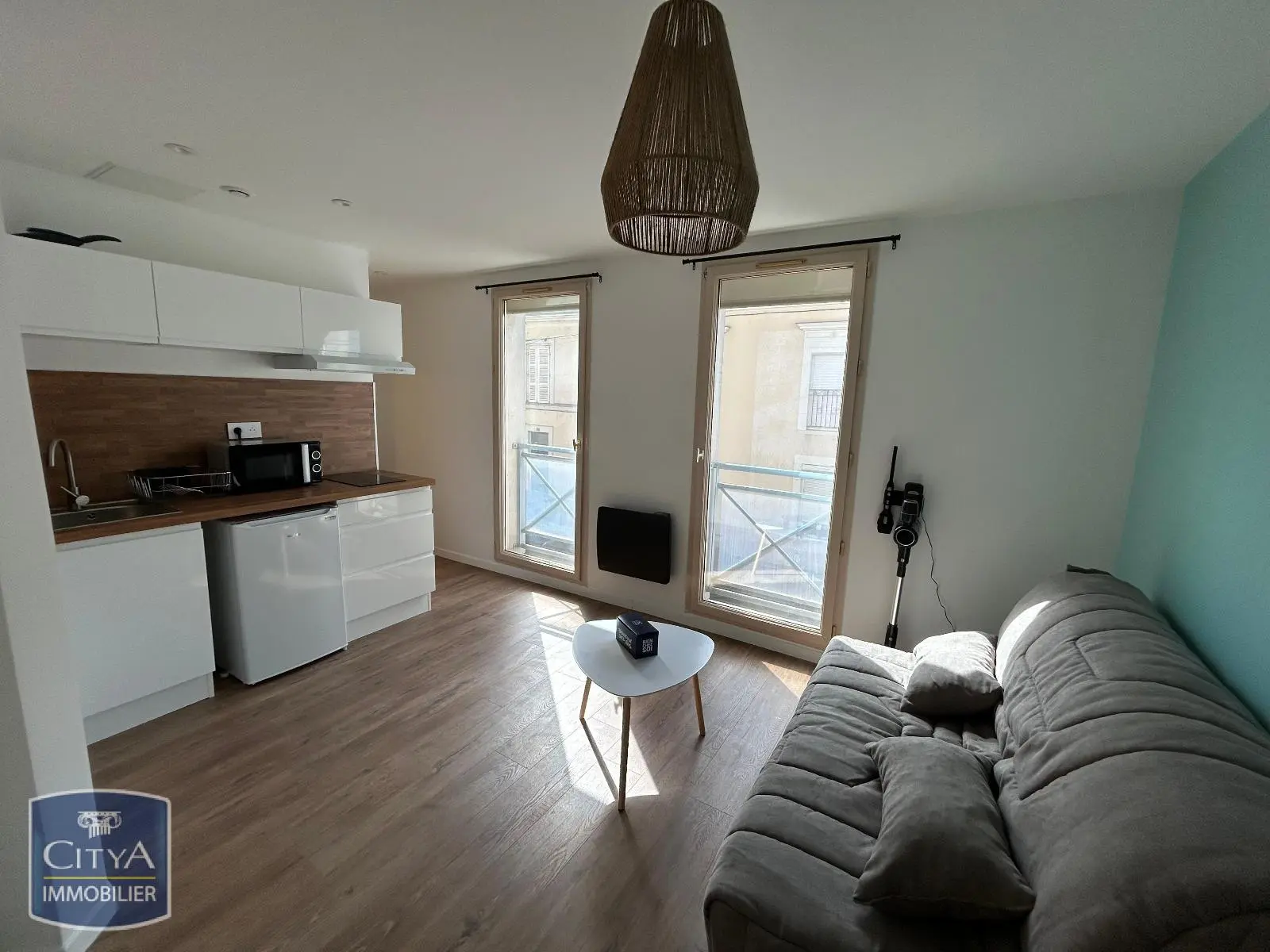 Photo 1 Appartement 1 pièce 16.9m²