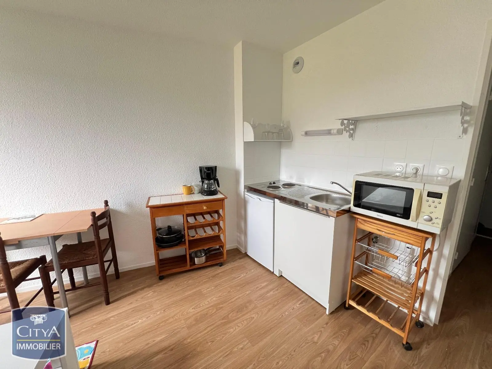 Photo 3 Appartement 1 pièce 20.76m²
