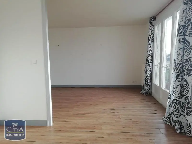 Photo 1 Appartement 2 pièces 55.59m²