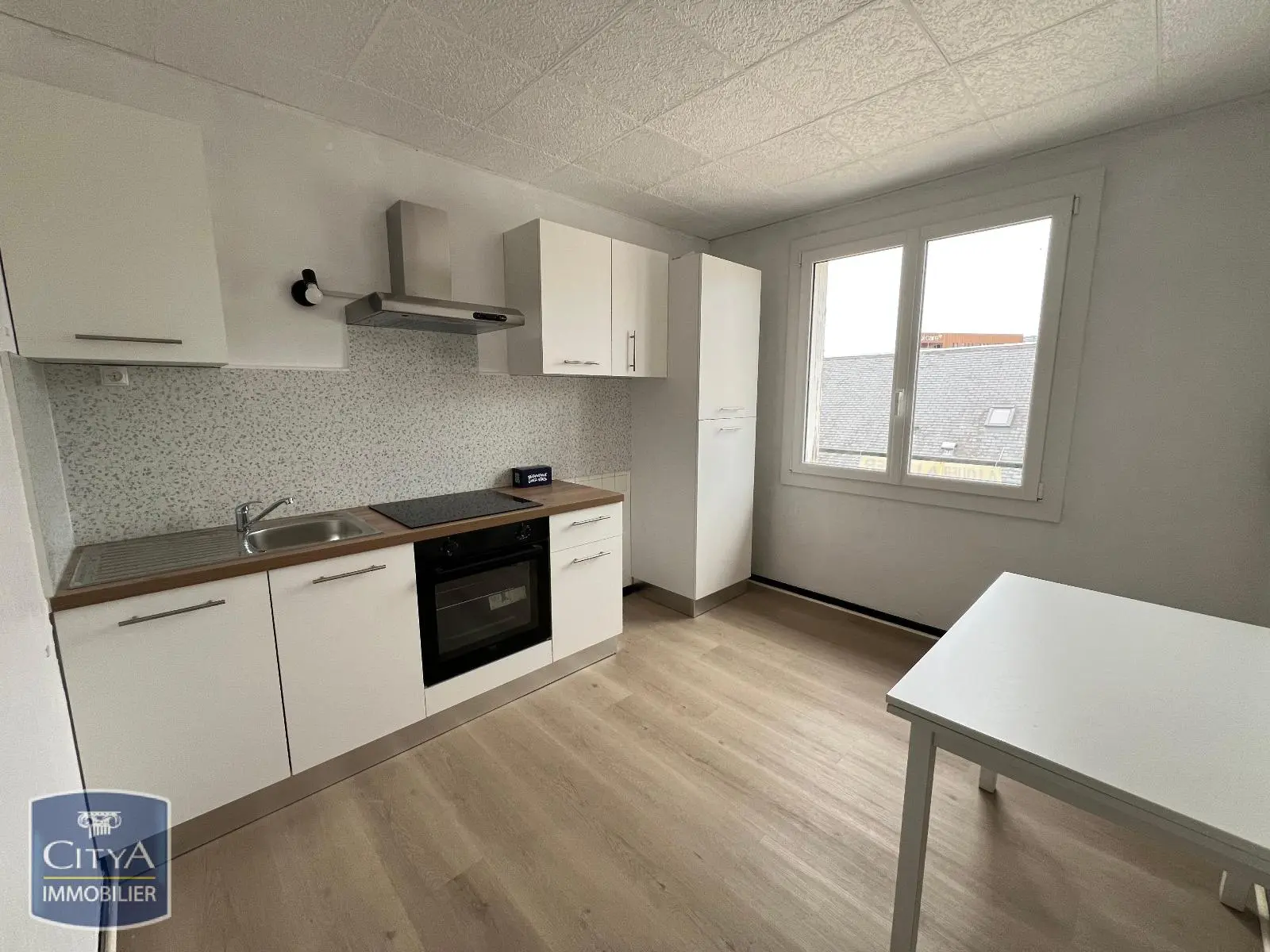 Photo 1 Appartement 1 pièce 34.1m²