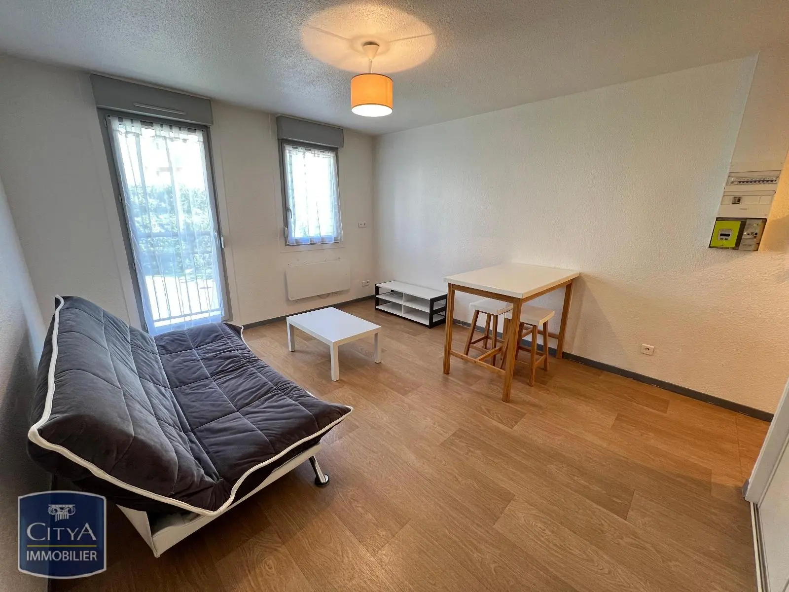 Photo 2 Appartement 1 pièce 23.94m²