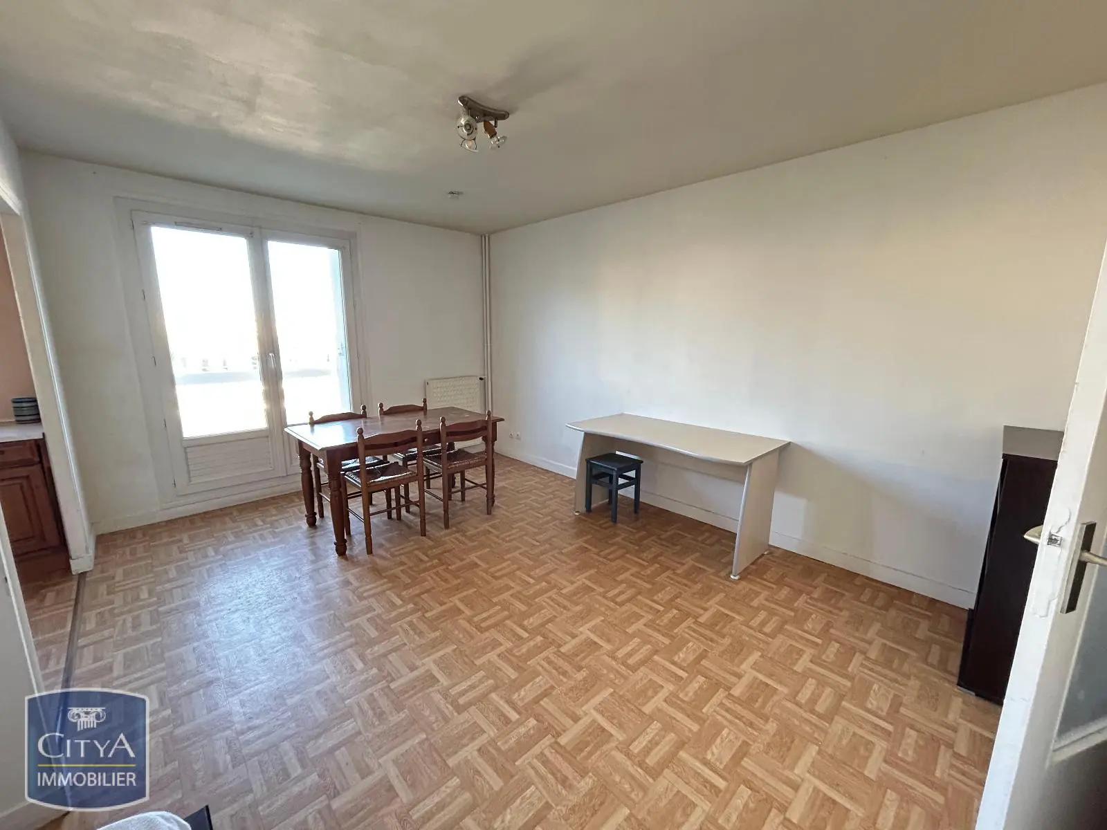 Photo 3 Appartement 1 pièce 31.88m²