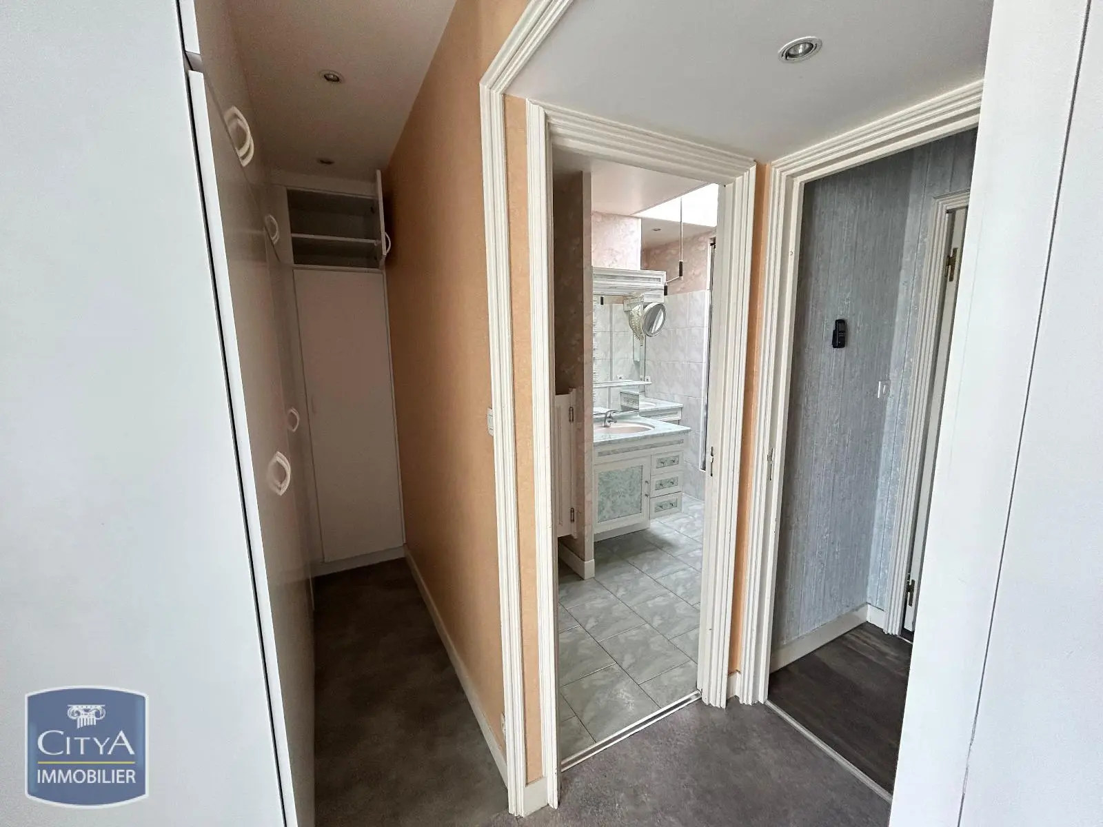 Photo 16 Appartement 6 pièces 163.19m²