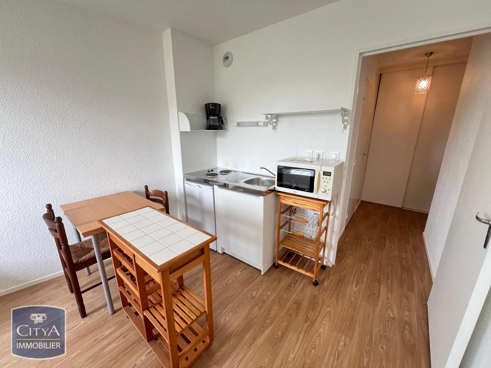 Photo 1 Appartement 1 pièce 20.76m²