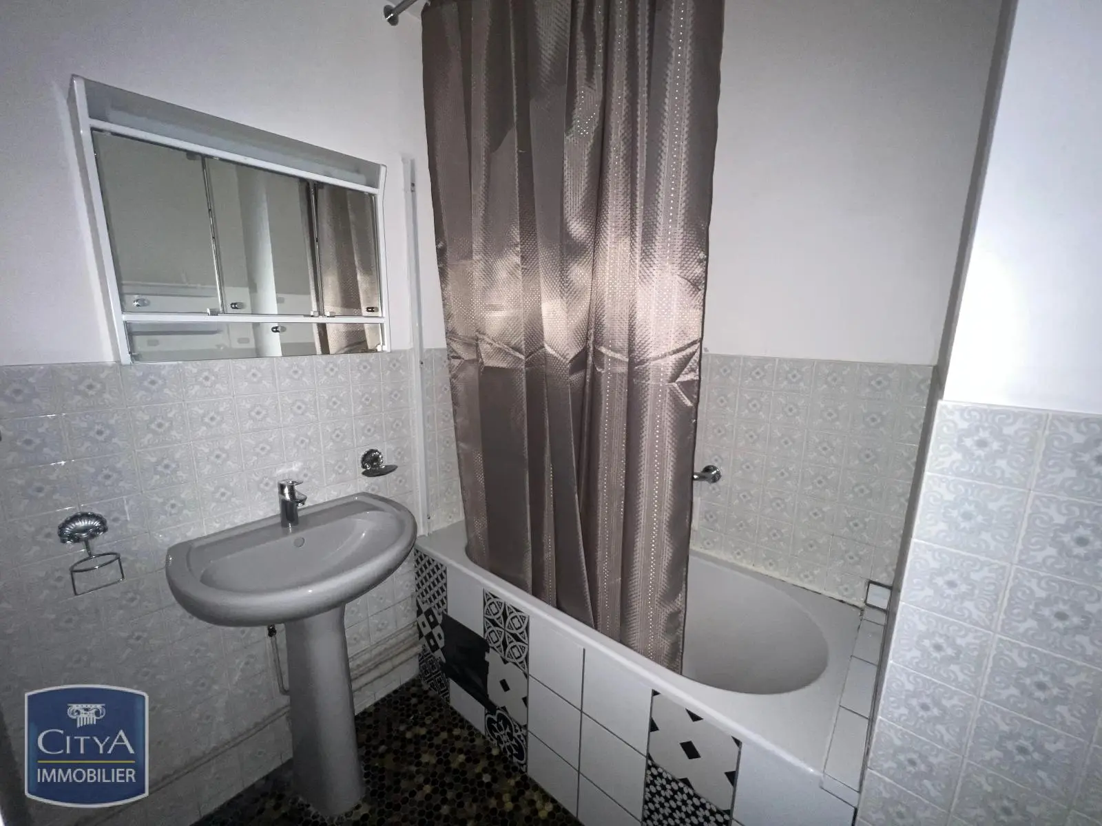 Photo 11 Appartement 6 pièces 163.19m²