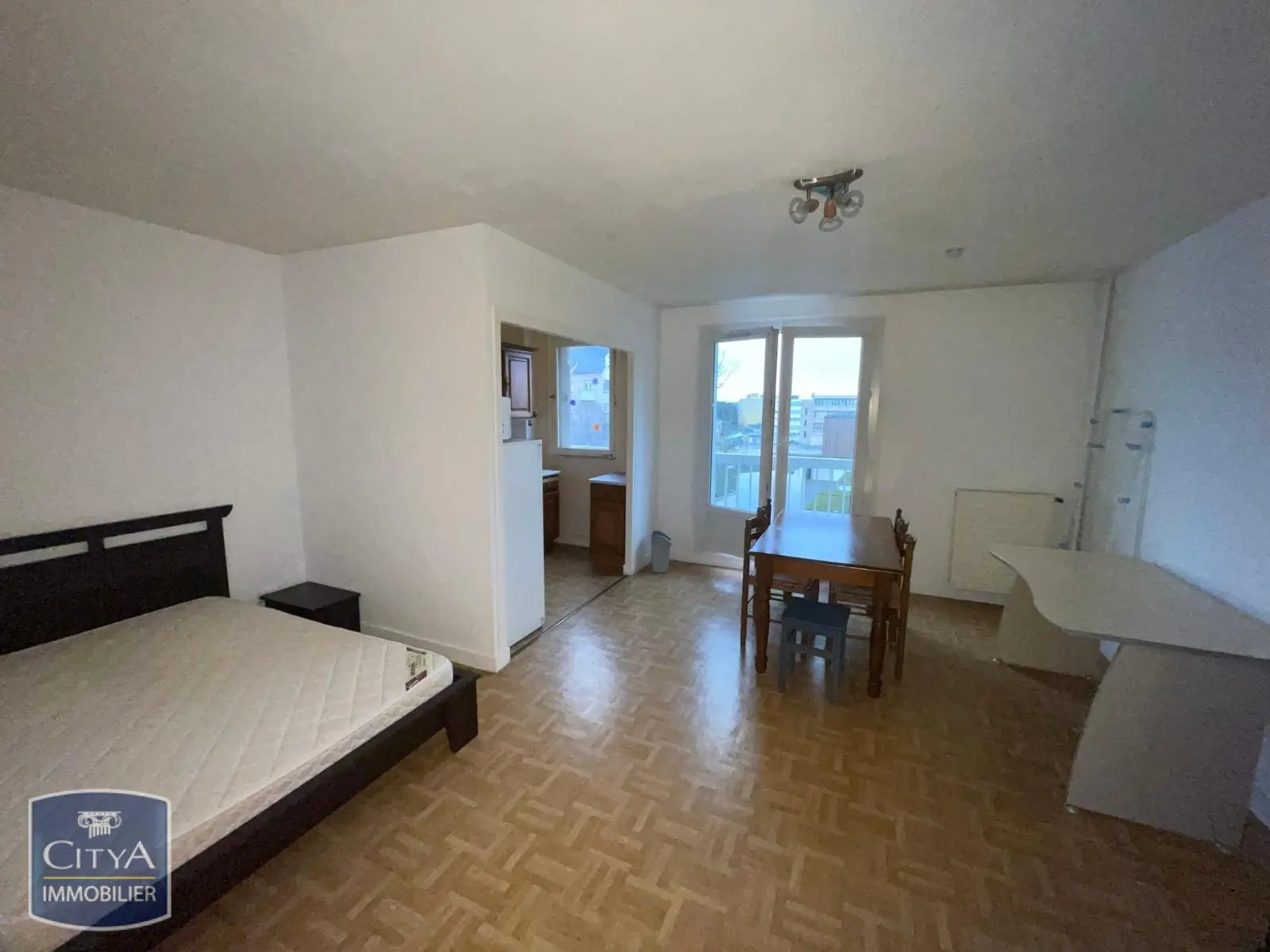 Photo 1 Appartement 1 pièce 31.88m²