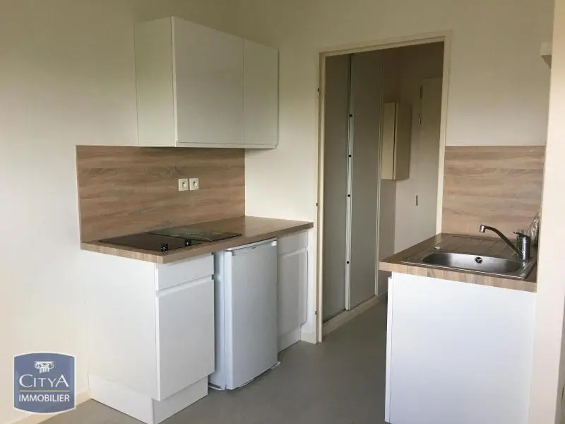 Photo 2 Appartement 1 pièce 19.66m²