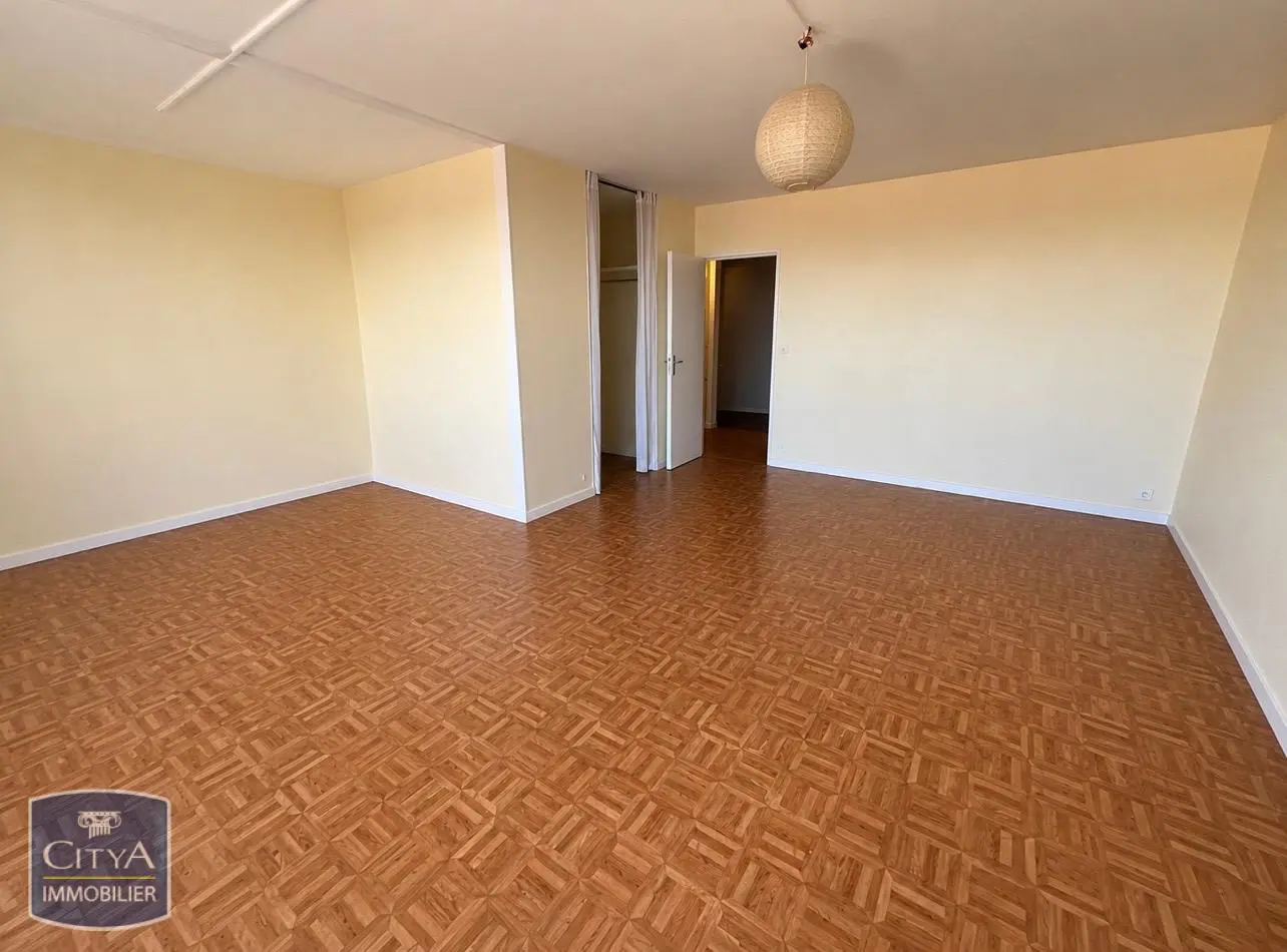 Photo 1 Appartement 1 pièce 40.14m²