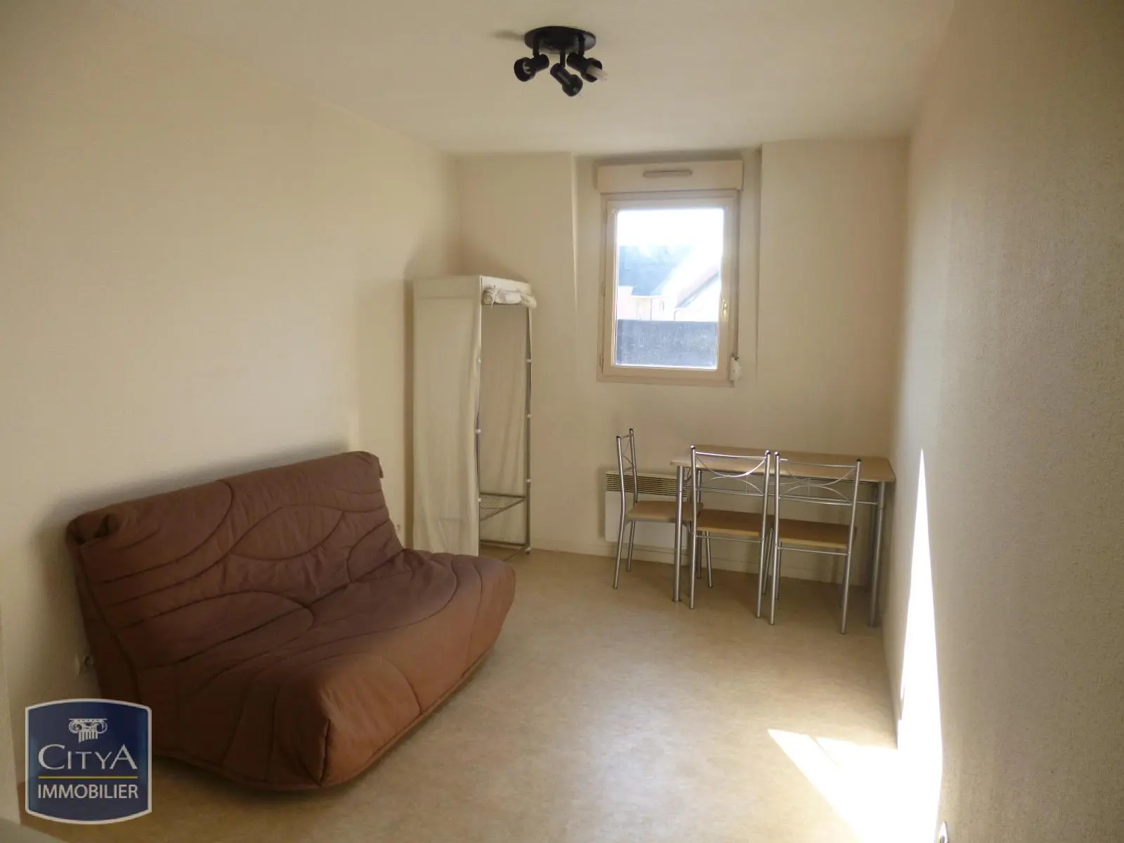 Photo 1 Appartement 1 pièce 19m²