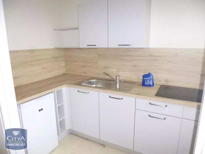 Photo 3 Appartement 1 pièce 25.39m²