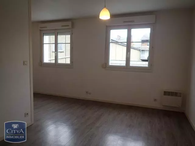 Illustration pour Appartement 1 pièce 31.75m² Photo Appartement 1 pièce 31.75m²