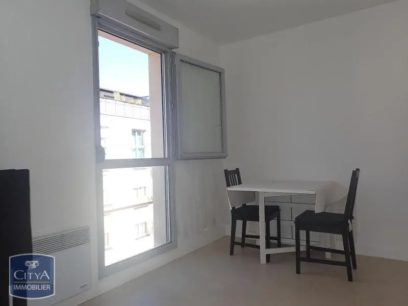 Photo 2 Appartement 1 pièce 21.56m²