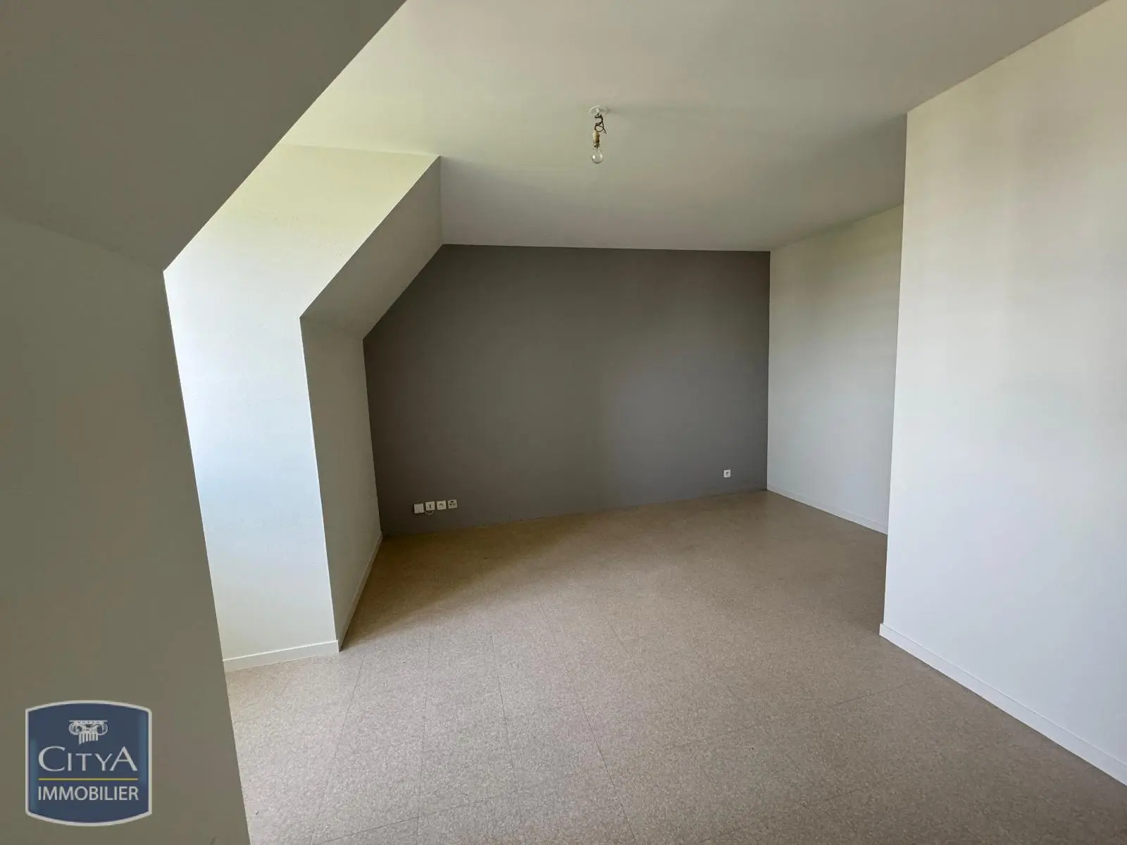 Photo 2 Appartement 1 pièce 26.06m²