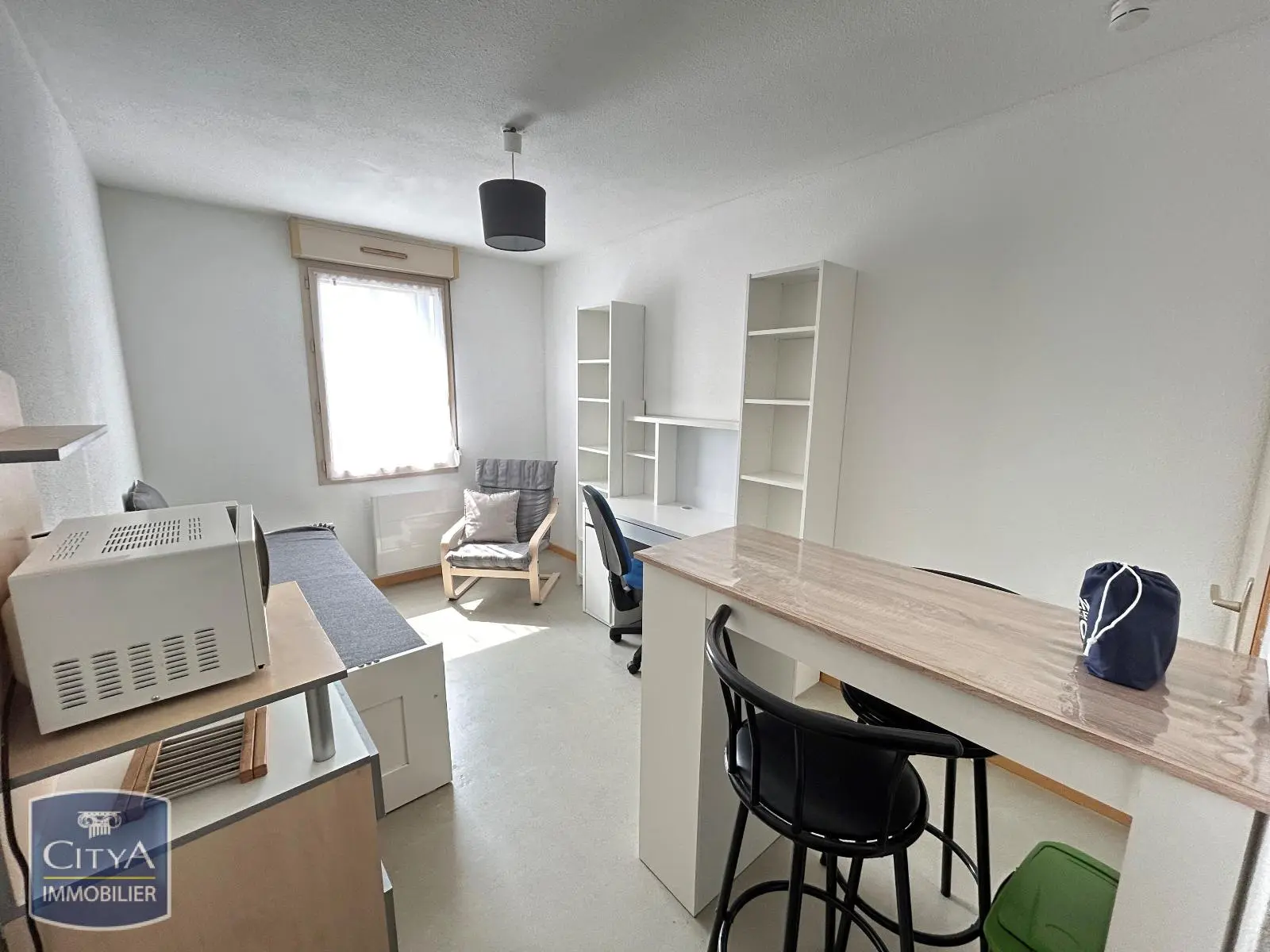 Photo 1 Appartement 1 pièce 17.38m²