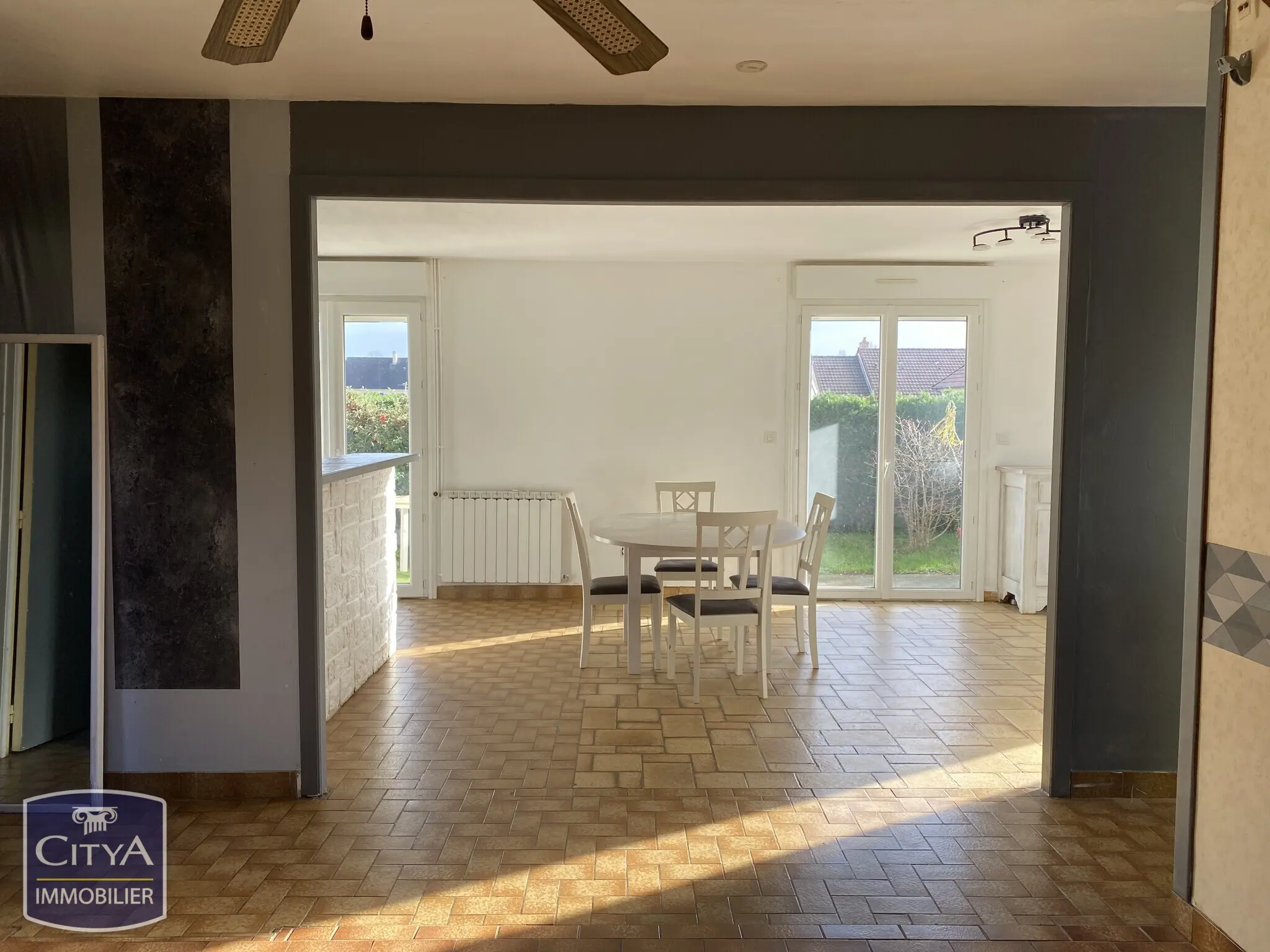 Photo 1 Maison 4 pièces 93m²